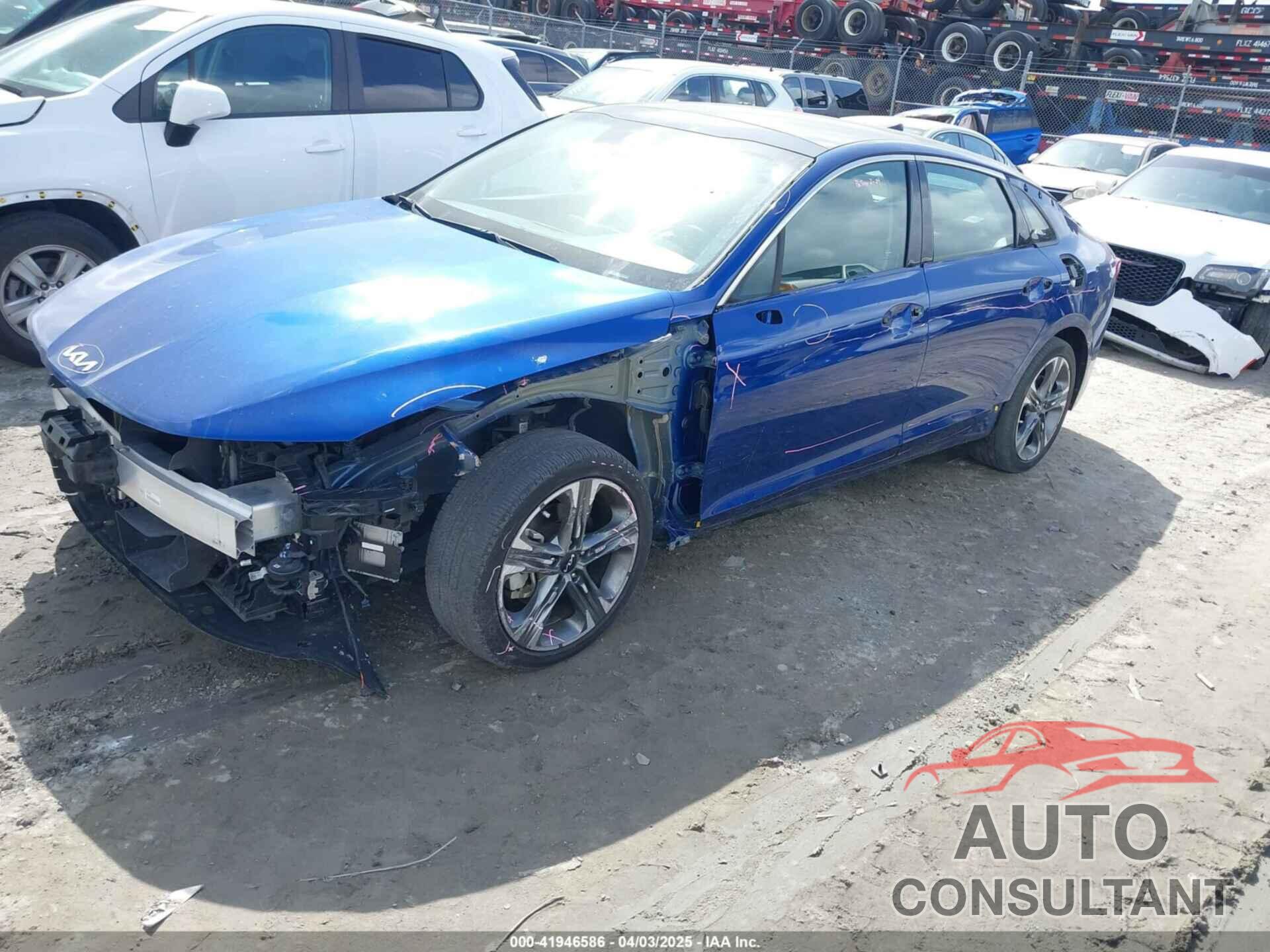 KIA K5 2023 - 5XXG34J27PG176727