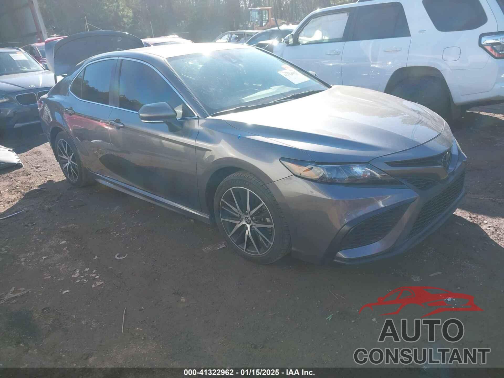 TOYOTA CAMRY 2023 - 4T1G11AK4PU099504