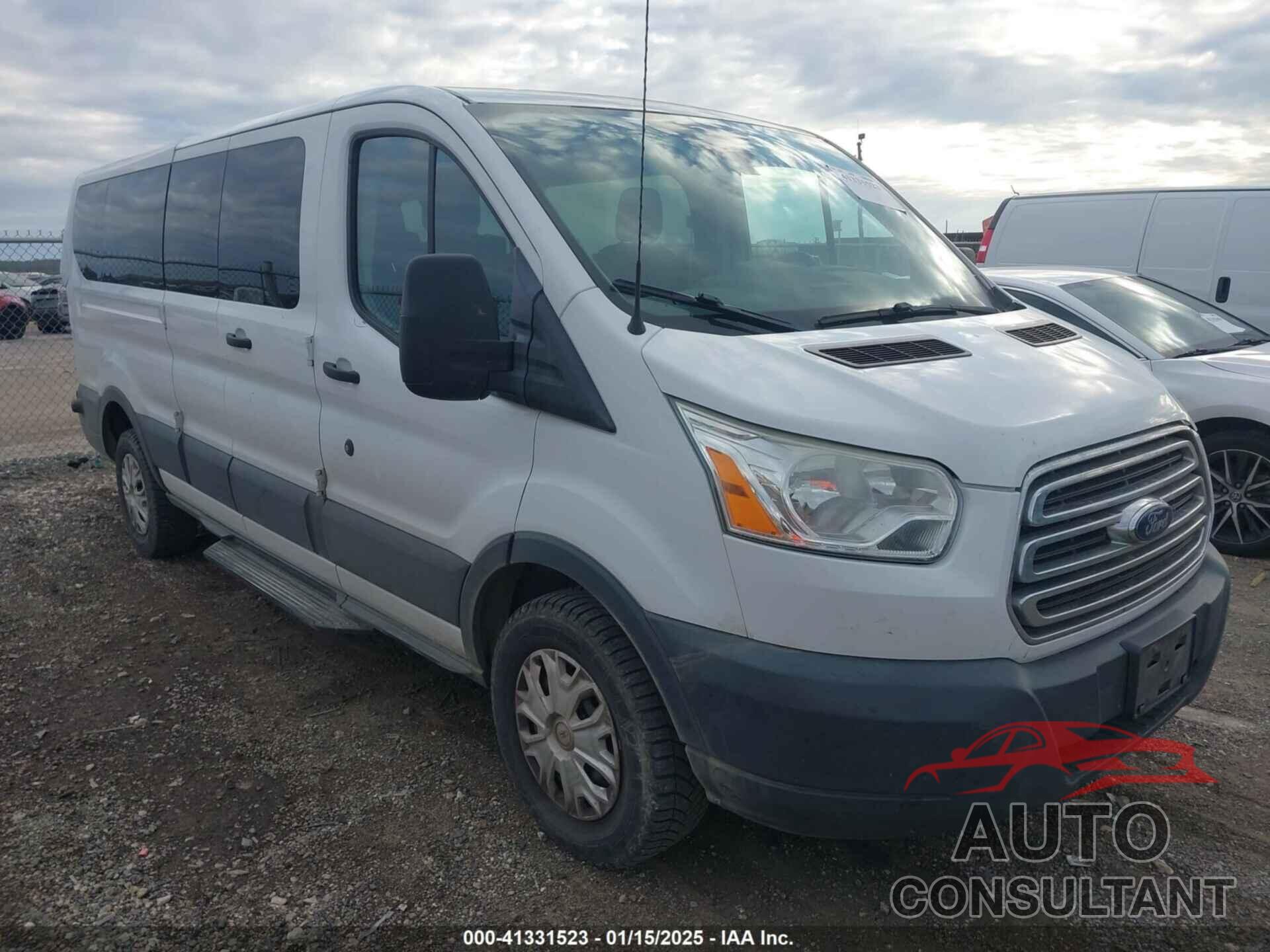 FORD TRANSIT WAGON 2015 - 1FBZX2ZM9FKB10020