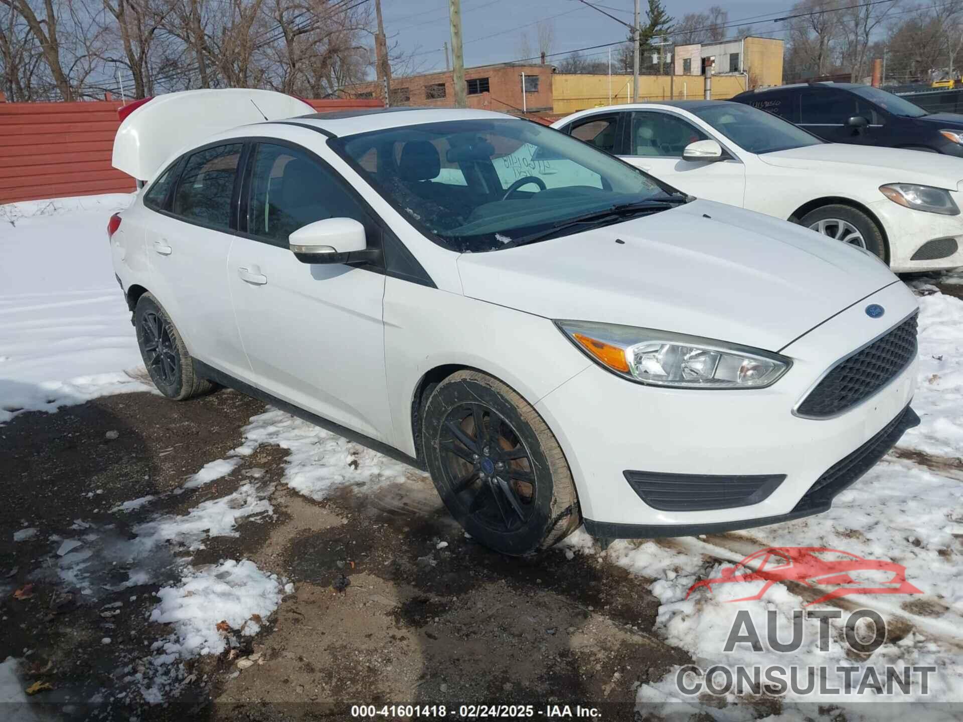FORD FOCUS 2015 - 1FADP3F21FL312736