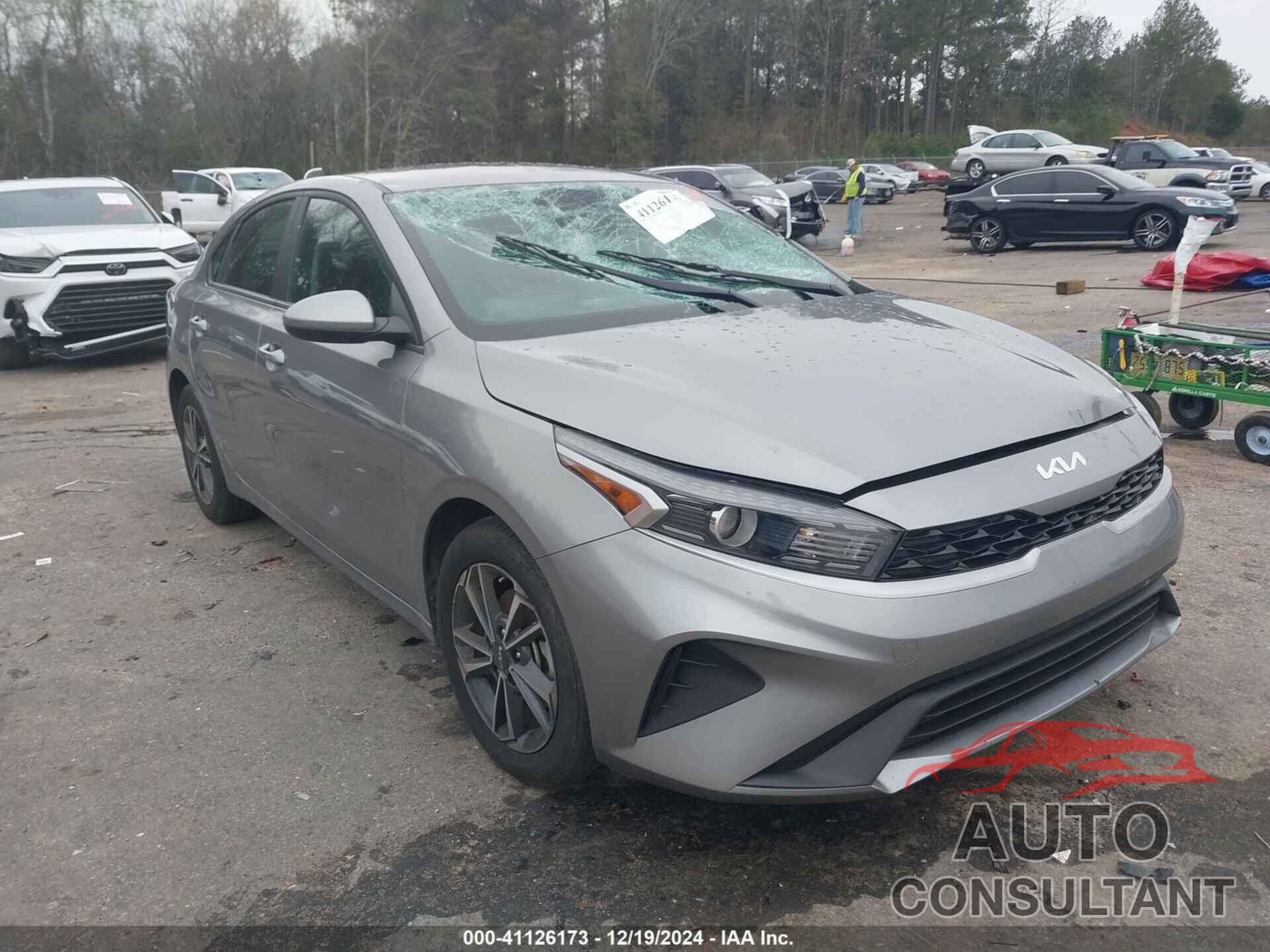 KIA FORTE 2023 - 3KPF24AD0PE690203