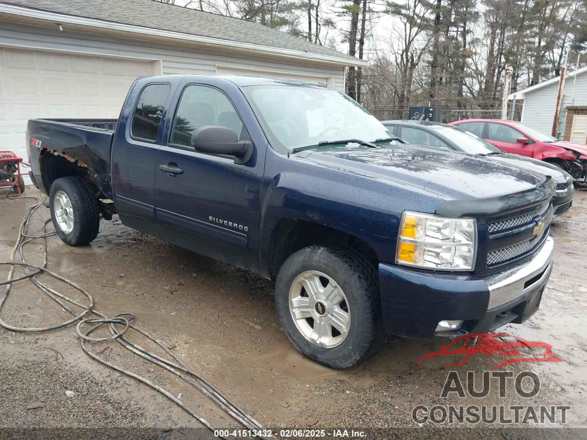 CHEVROLET SILVERADO 1500 2011 - 1GCRKSE31BZ391173