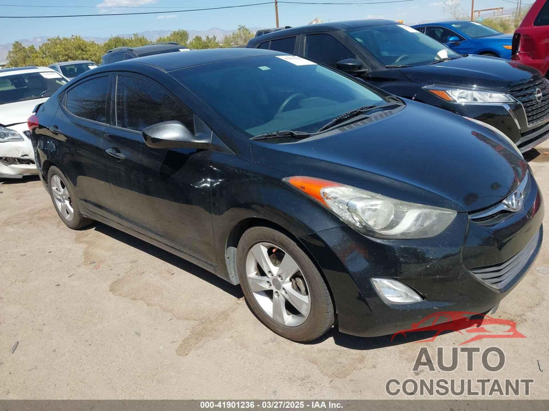 HYUNDAI ELANTRA 2013 - 5NPDH4AE4DH440405
