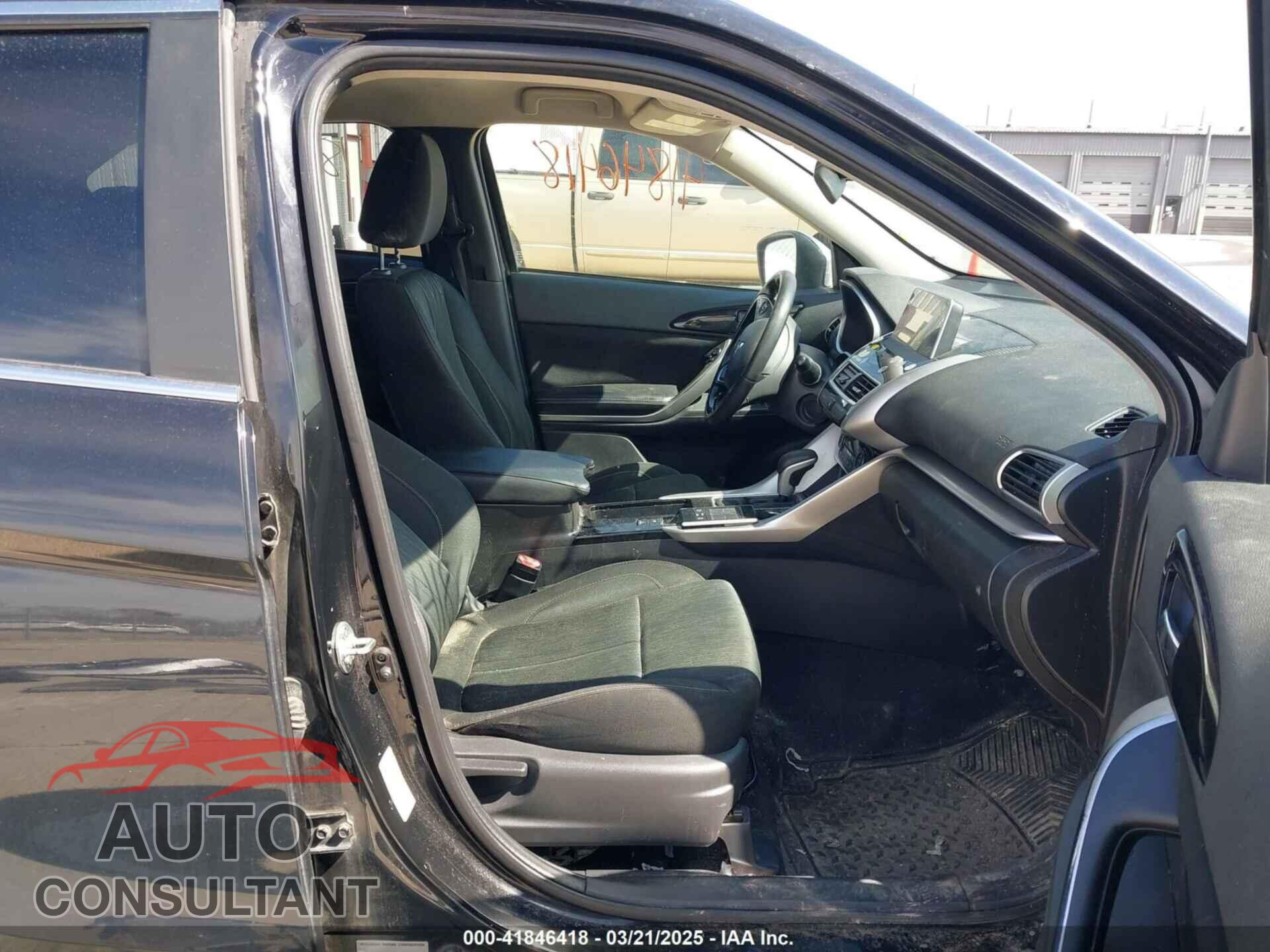 MITSUBISHI ECLIPSE CROSS 2019 - JA4AT5AA6KZ024232