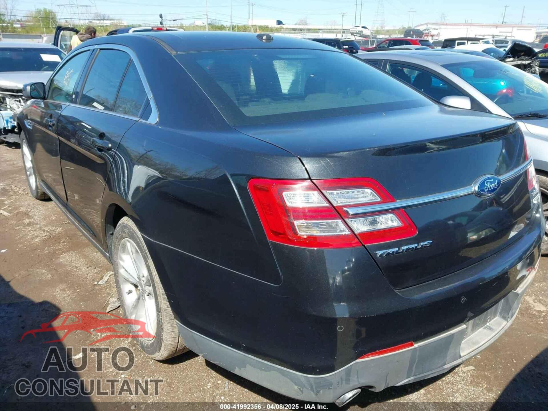 FORD TAURUS 2013 - 1FAHP2E83DG142452