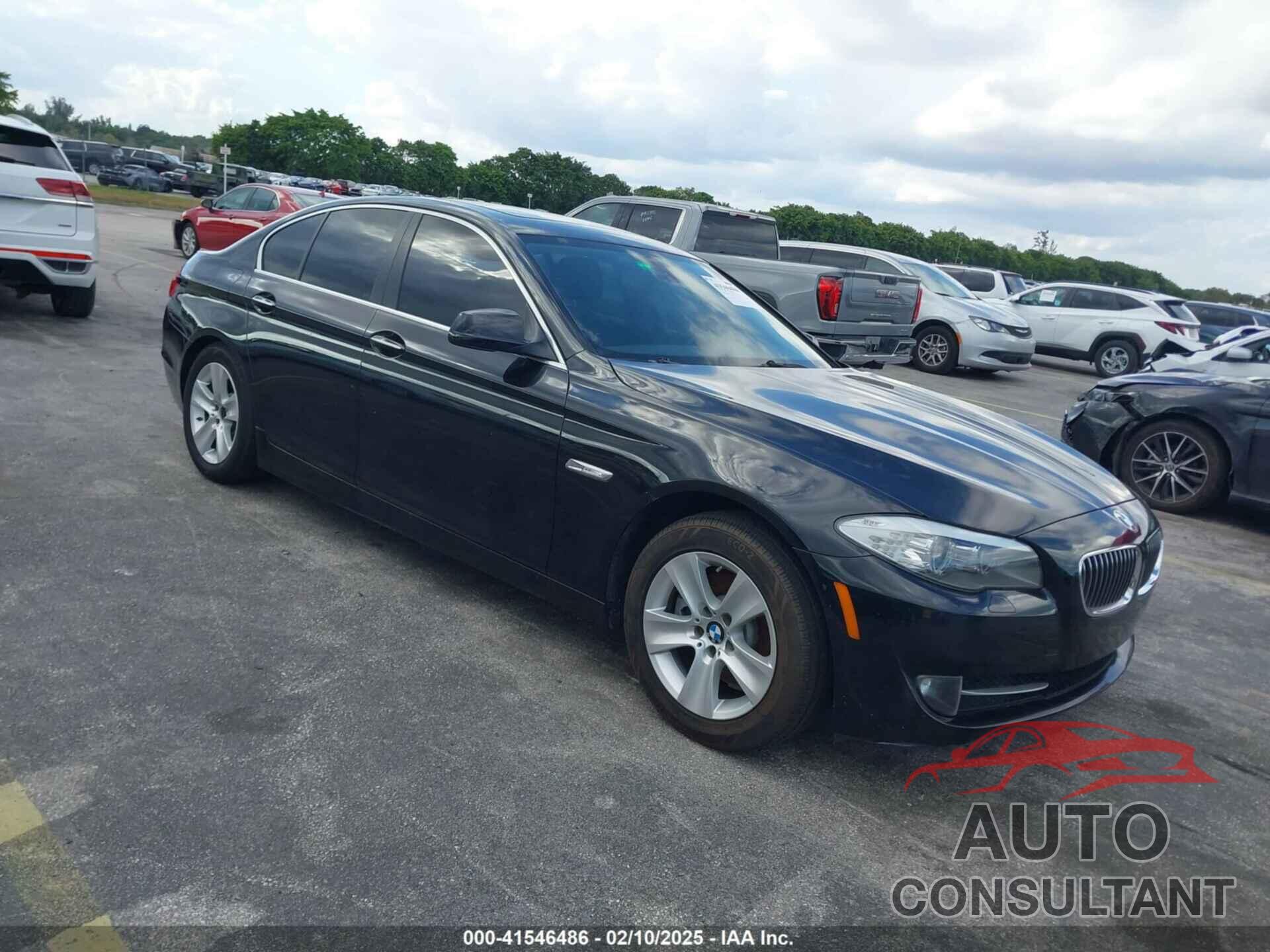 BMW 528I 2011 - WBAFR1C51BC744315