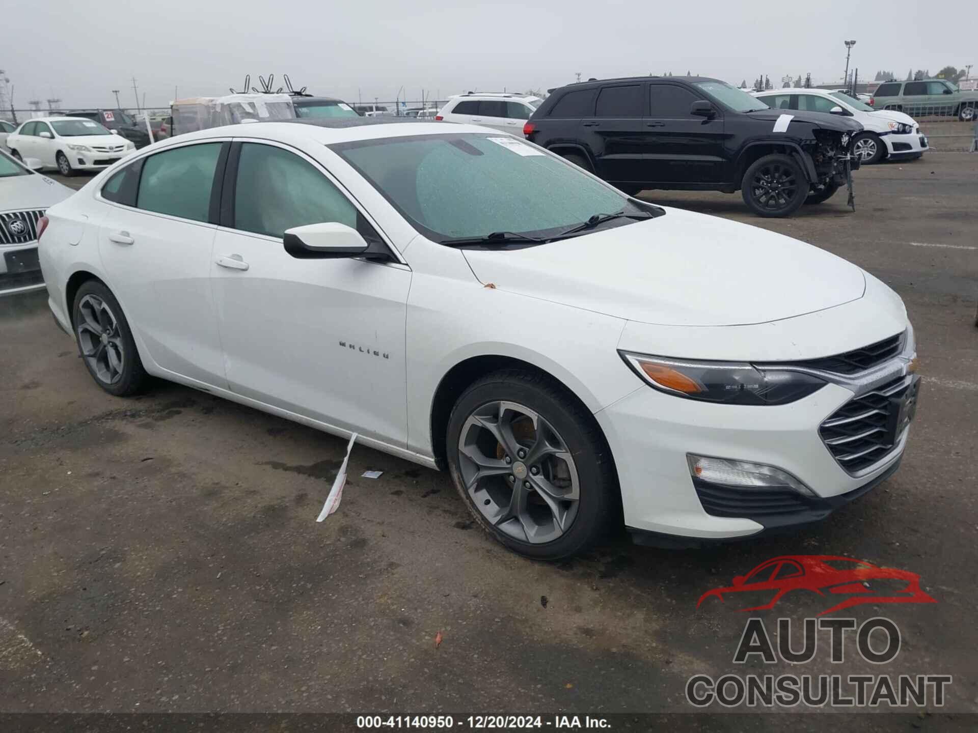 CHEVROLET MALIBU 2021 - 1G1ZD5ST8MF004356