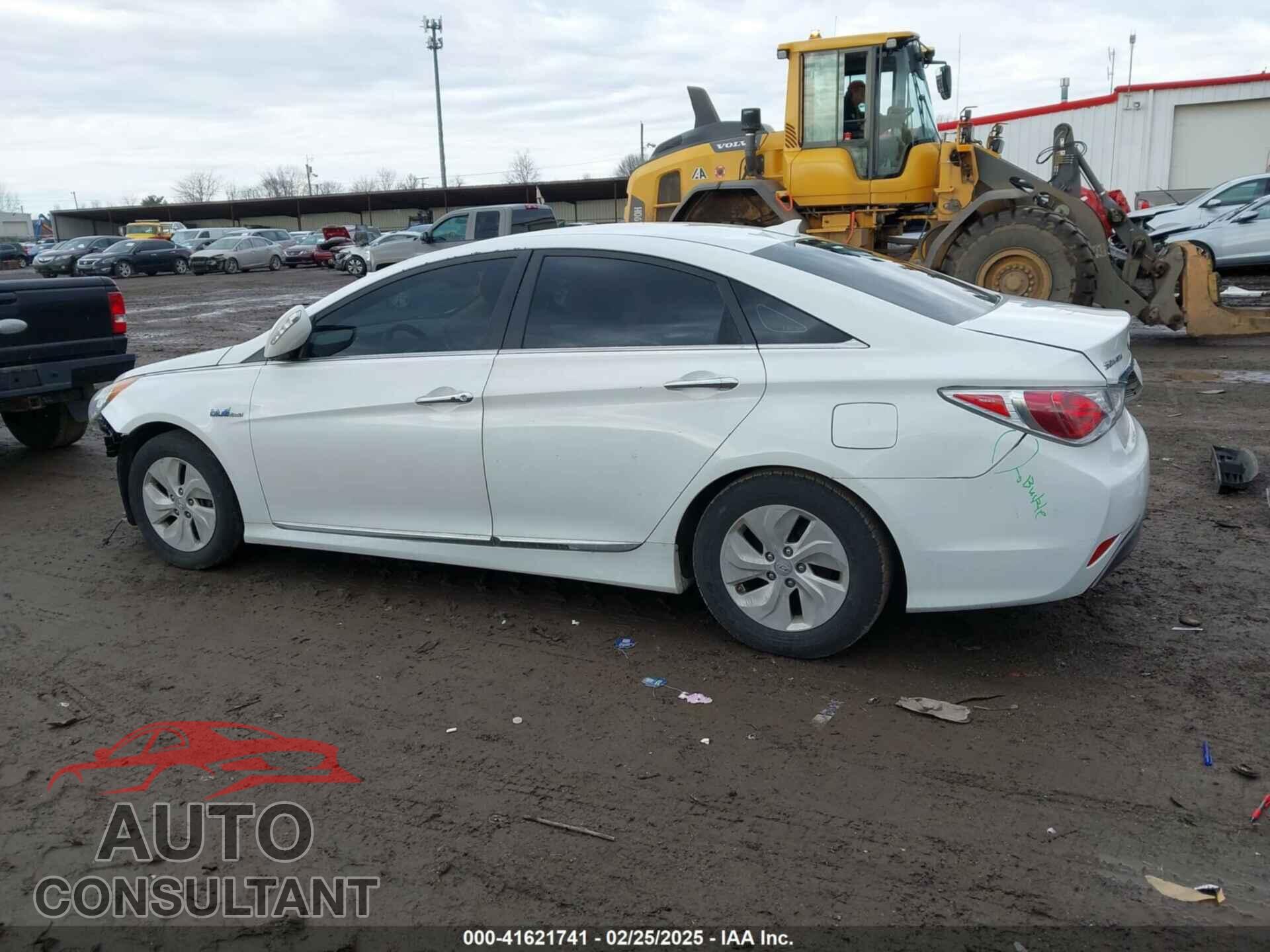 HYUNDAI SONATA HYBRID 2014 - KMHEC4A4XEA113473