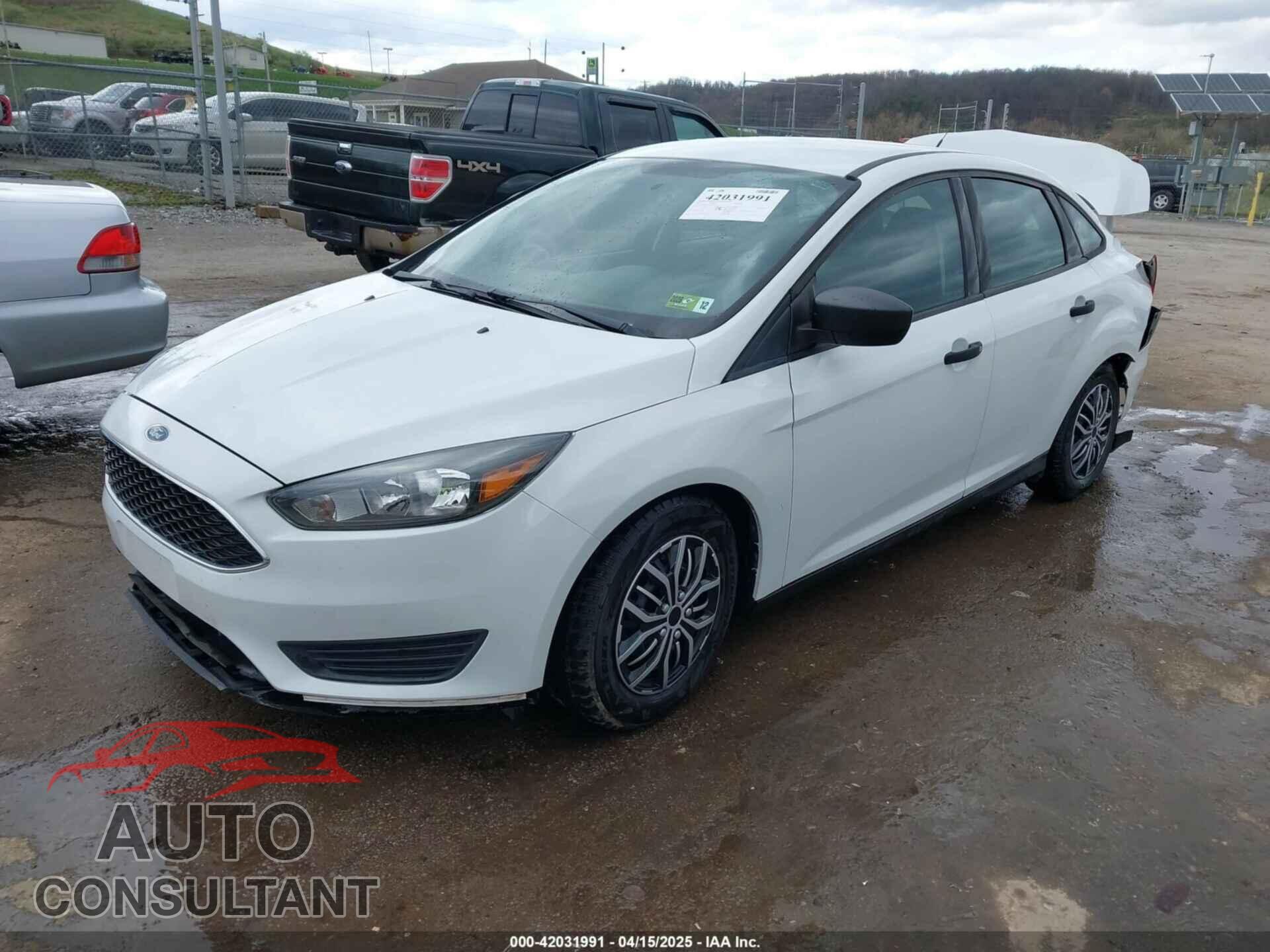 FORD FOCUS 2015 - 1FADP3E2XFL343226