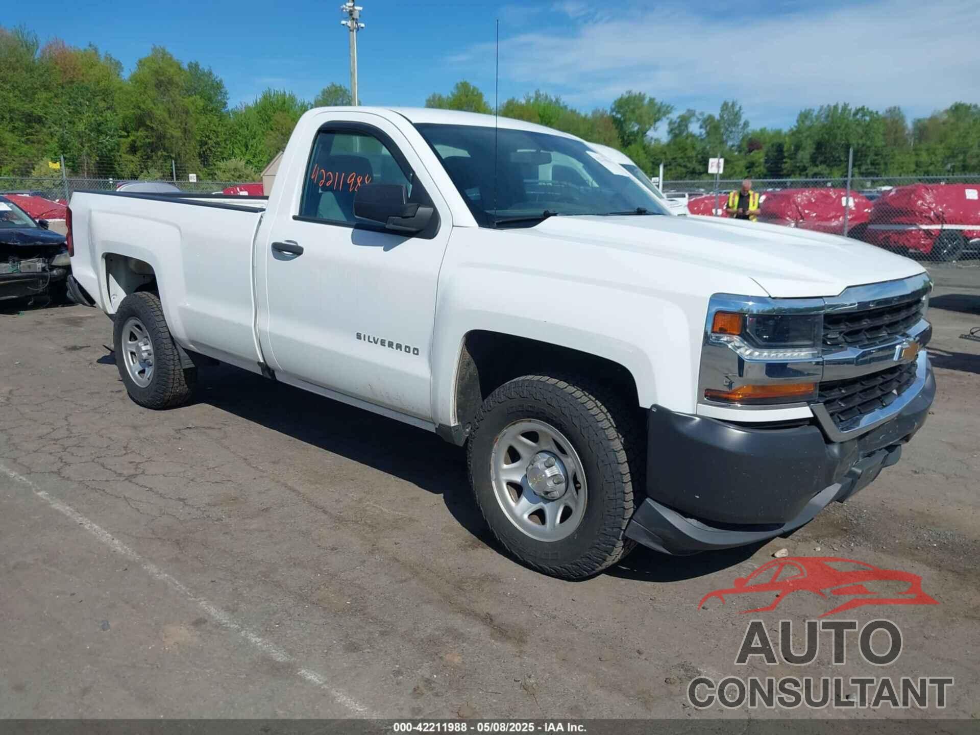CHEVROLET SILVERADO 1500 2018 - 1GCNCNEH0JZ294408
