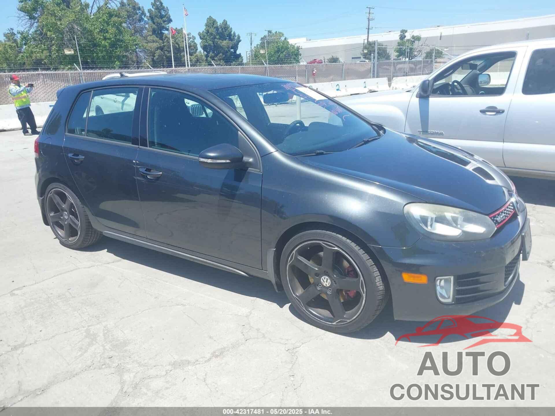 VOLKSWAGEN GTI 2010 - WVWHD9AJ0AW283372