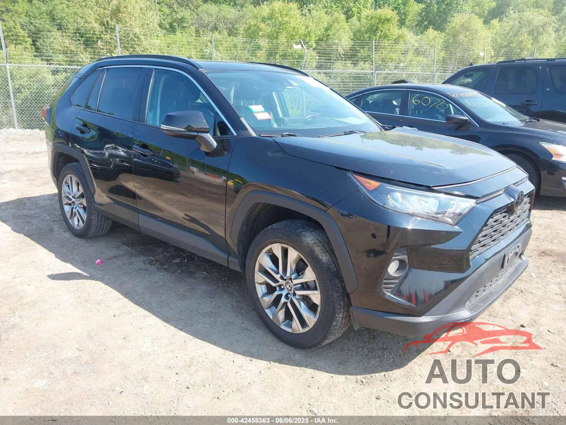 TOYOTA RAV4 2019 - 2T3A1RFV1KW081873