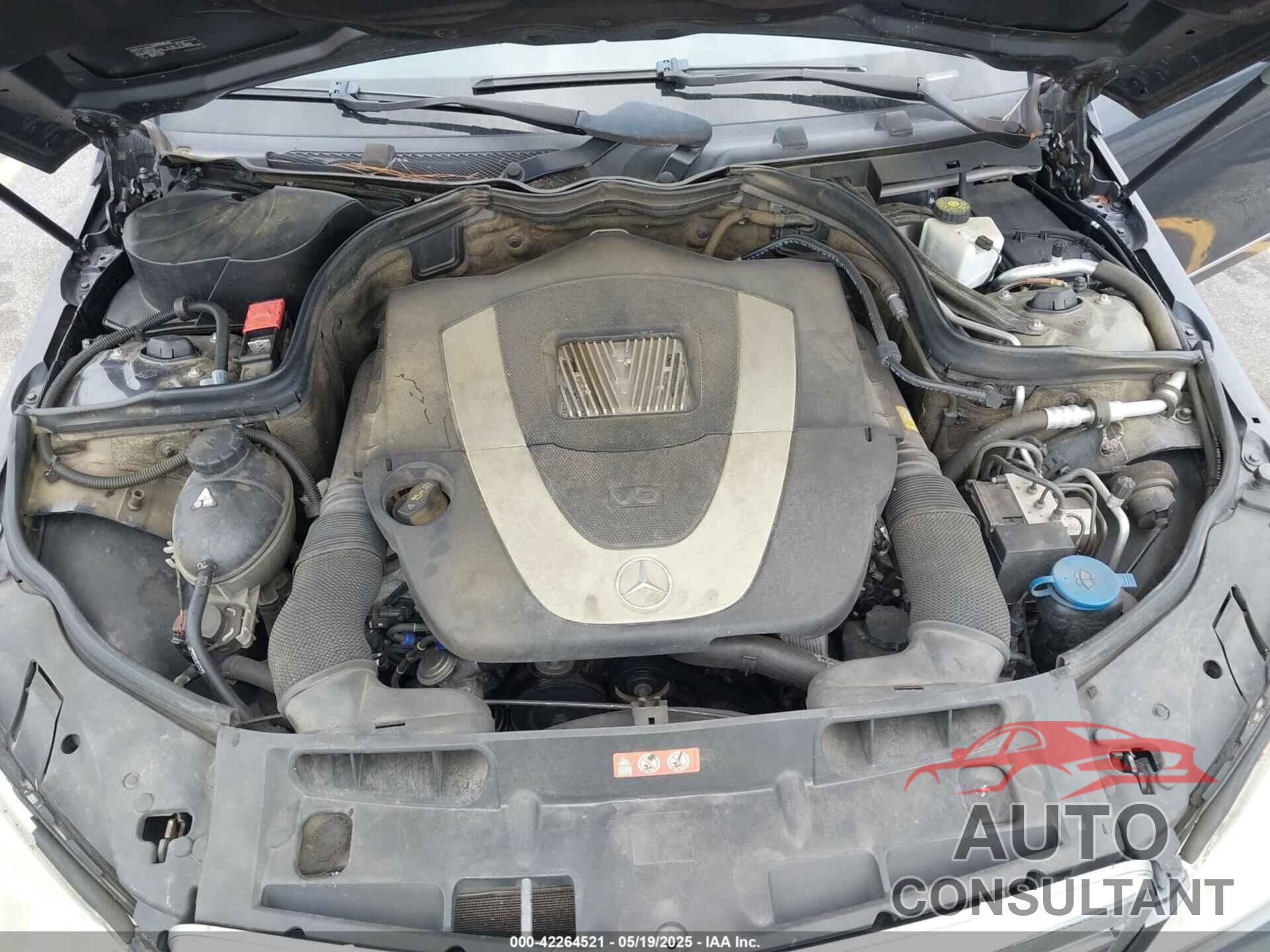 MERCEDES-BENZ C 300 2010 - WDDGF8BB9AR108386