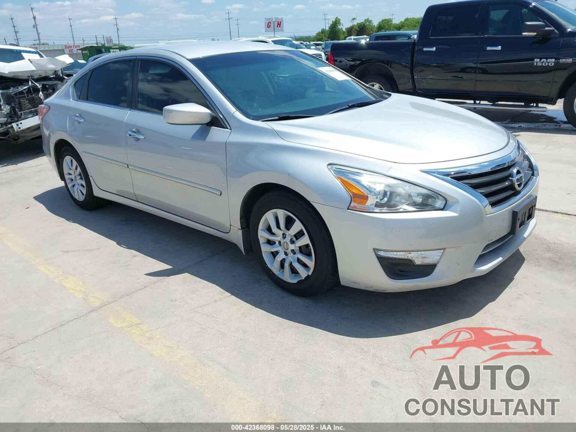NISSAN ALTIMA 2015 - 1N4AL3AP3FN876295