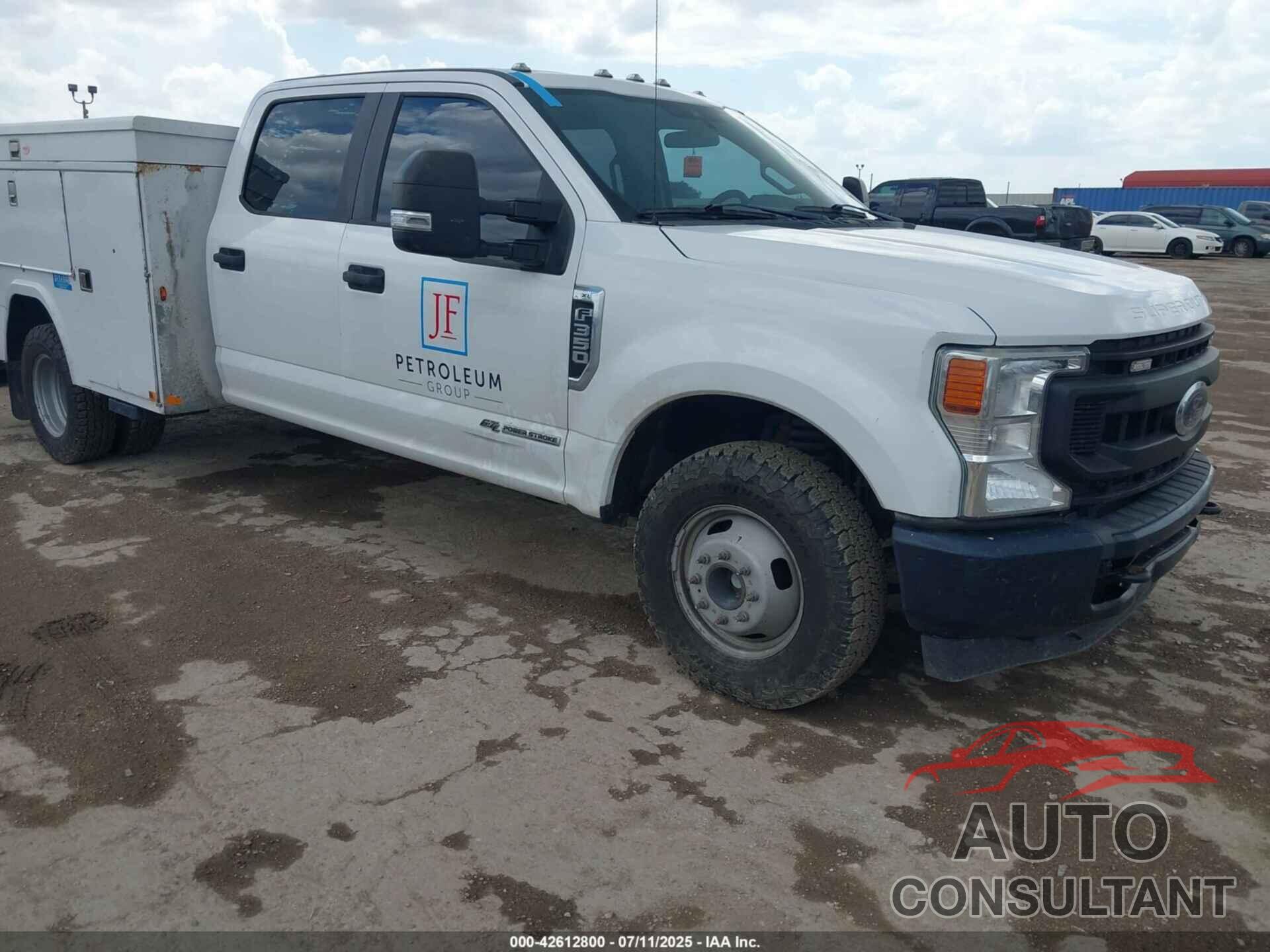 FORD F-350 CHASSIS 2020 - 1FD8W3GT8LED06918