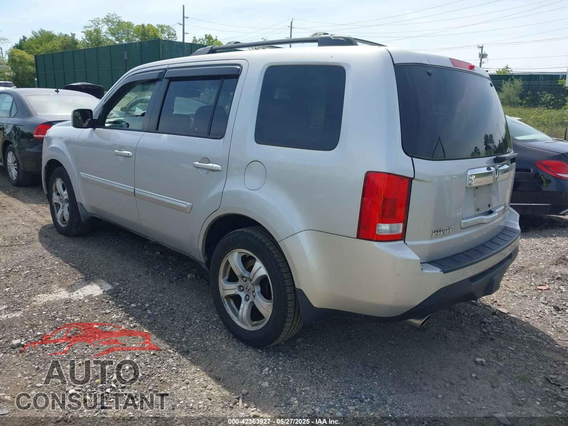 HONDA PILOT 2012 - 5FNYF4H55CB051671