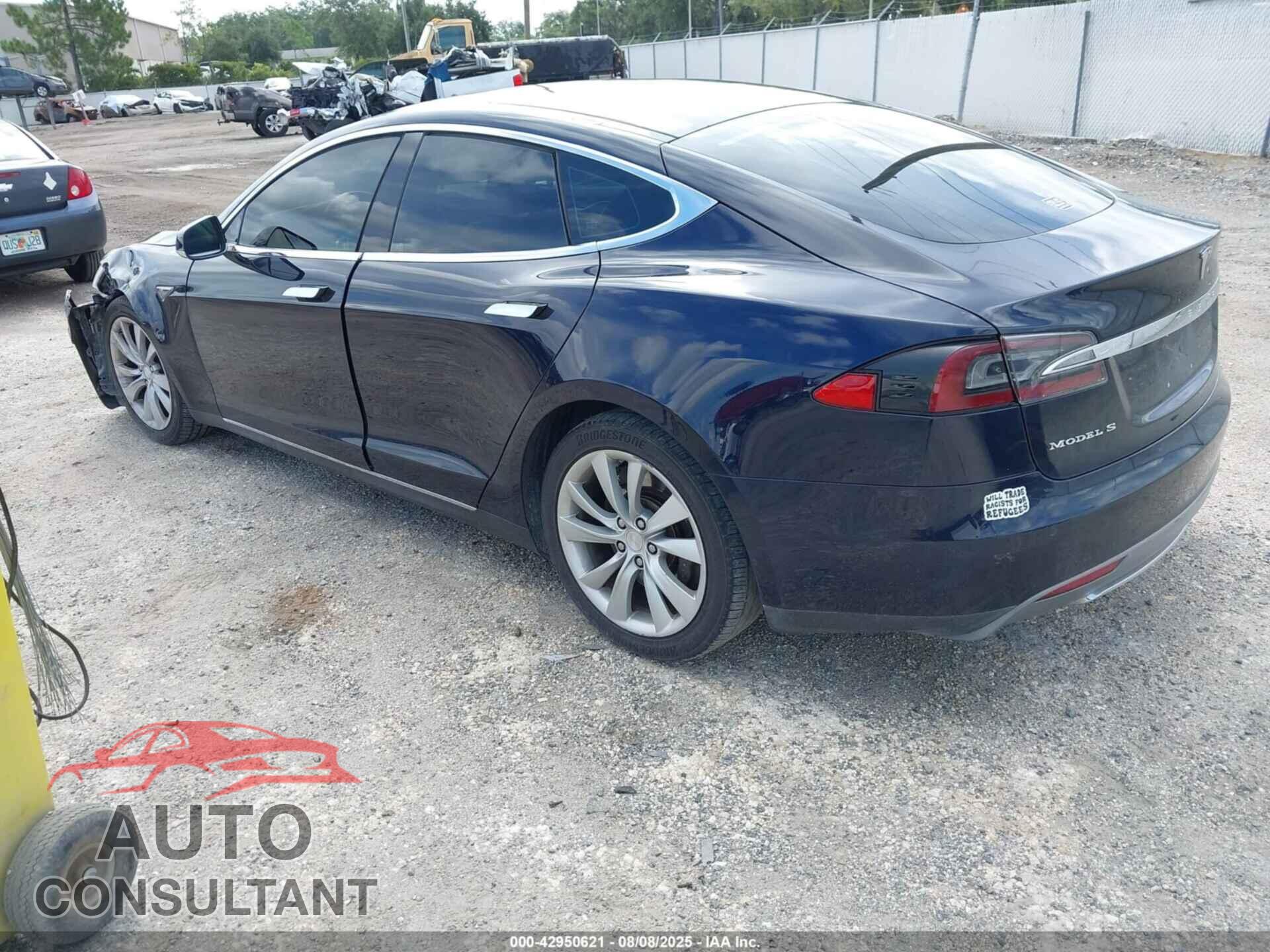 TESLA MODEL S 2013 - 5YJSA1DN7DFP23658