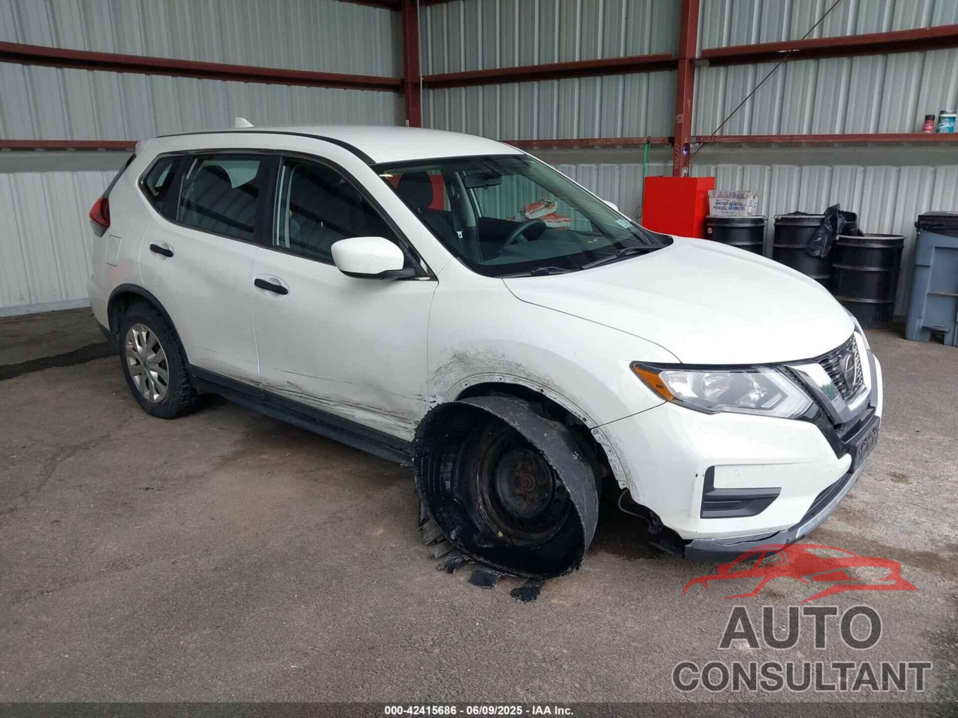 NISSAN ROGUE 2018 - KNMAT2MV9JP563280