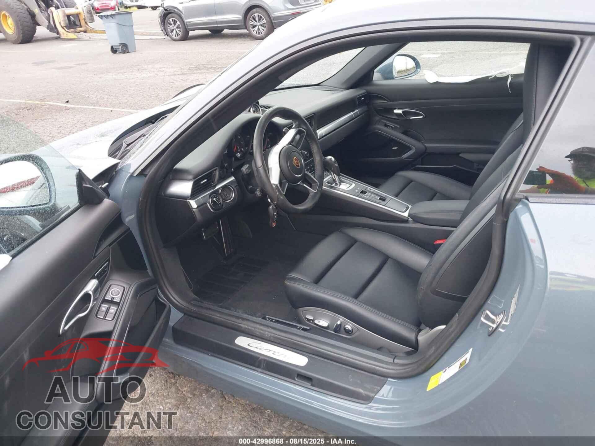 PORSCHE 911 2017 - WP0AA2A98HS106108