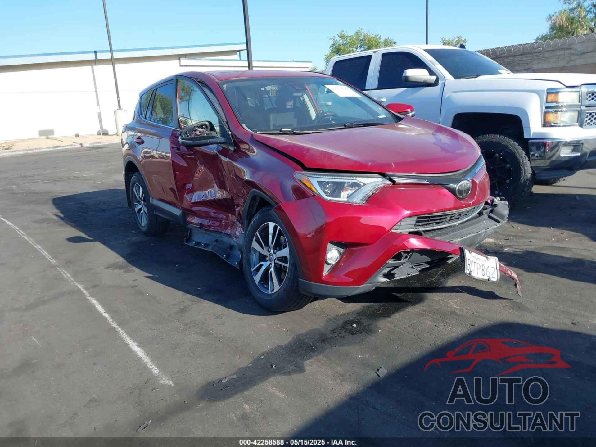 TOYOTA RAV4 2018 - JTMWFREV6JD117500