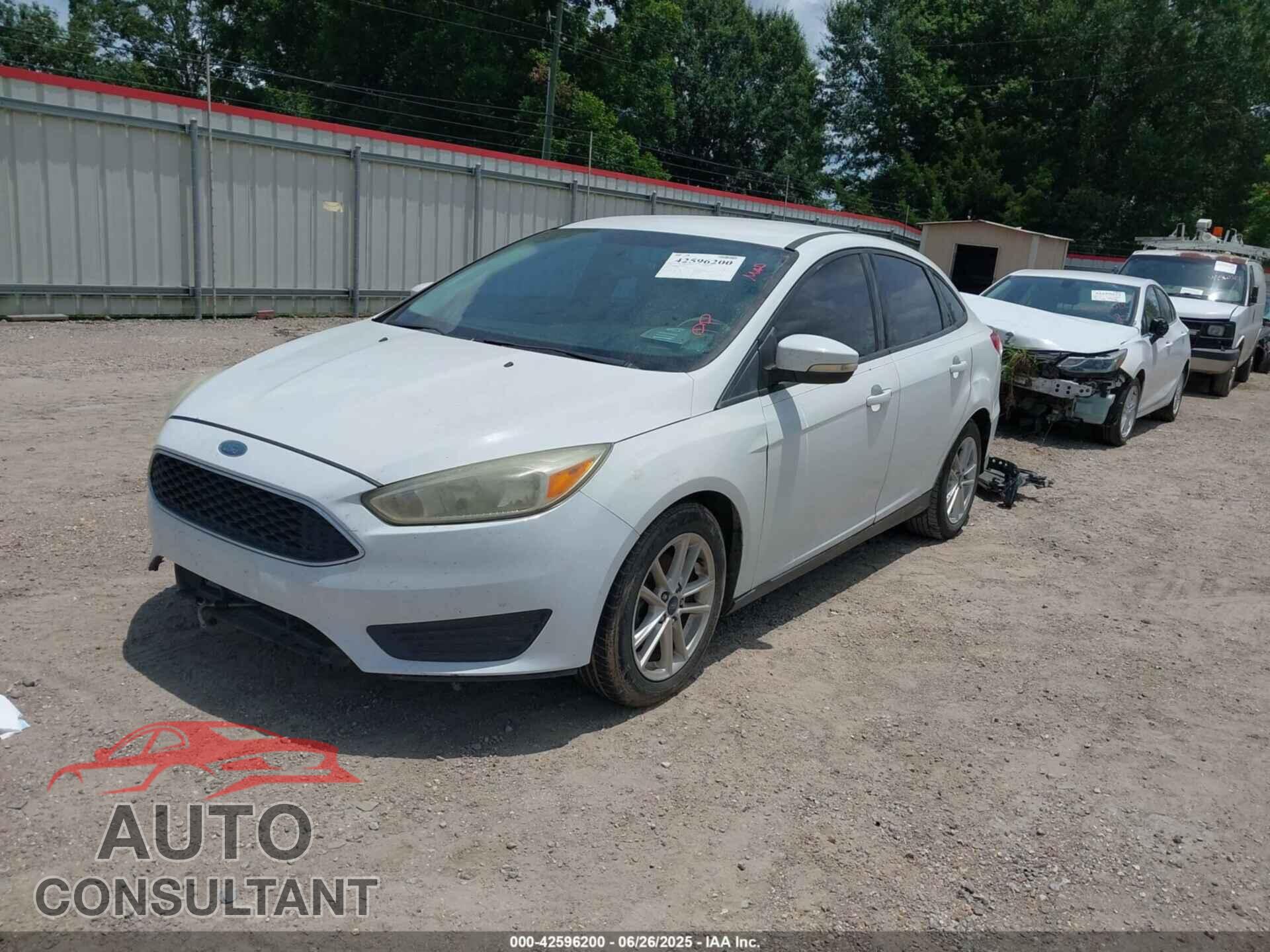 FORD FOCUS 2017 - 1FADP3F24HL207613