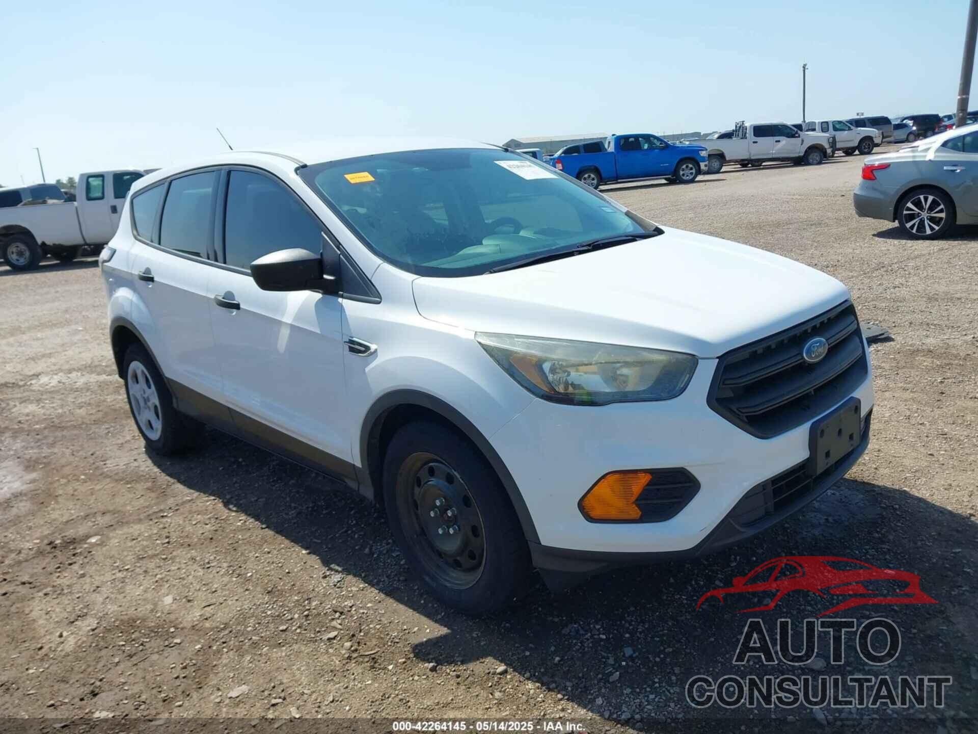 FORD ESCAPE 2018 - 1FMCU0F74JUA63601