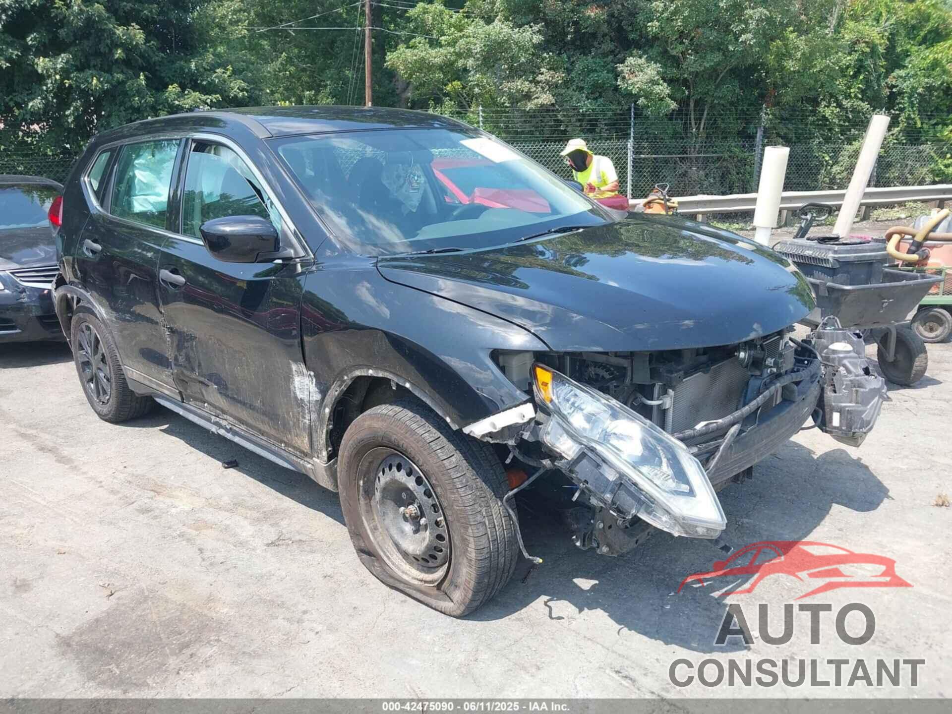 NISSAN ROGUE 2017 - 5N1AT2MT8HC864425