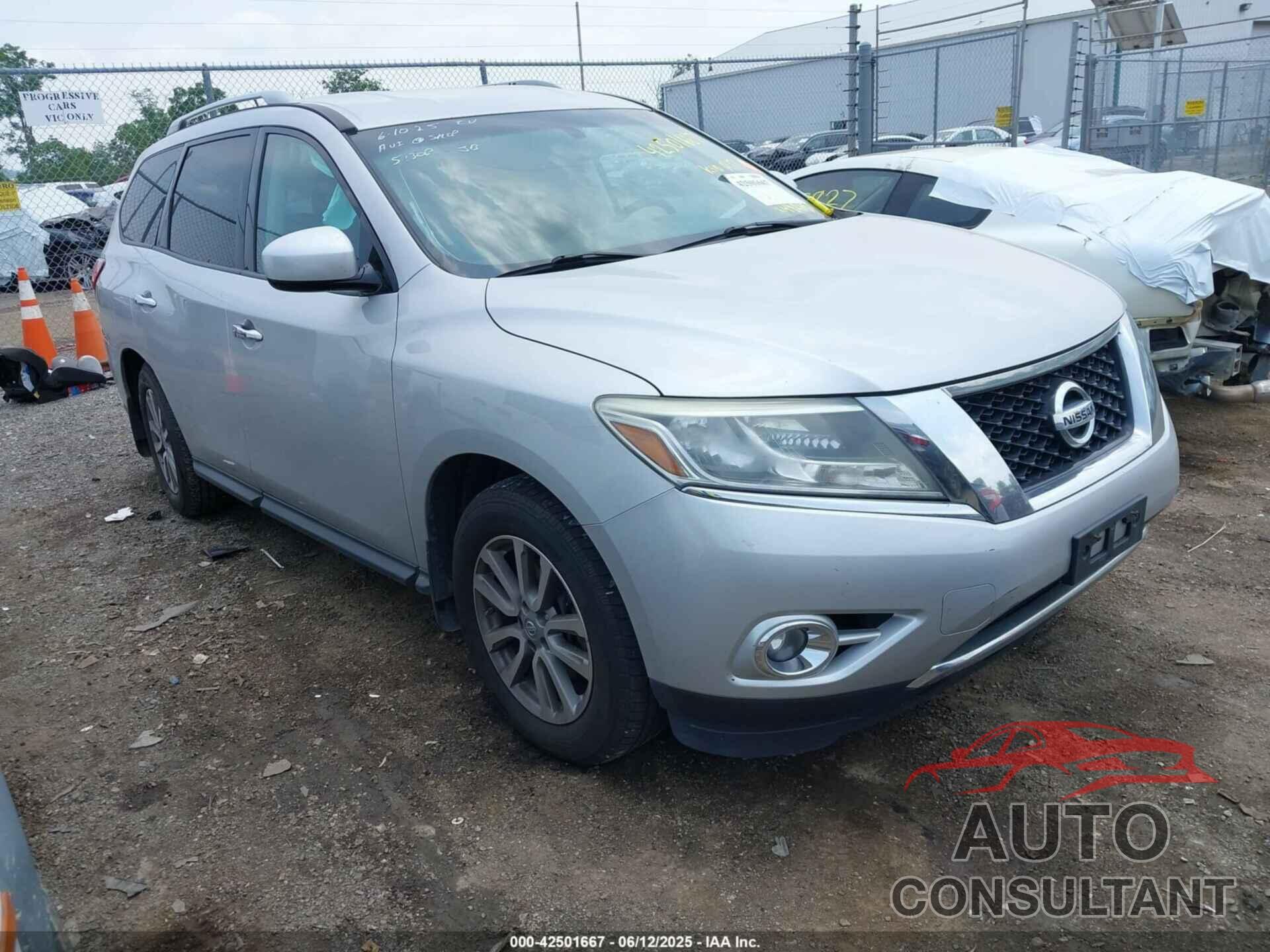NISSAN PATHFINDER 2015 - 5N1AR2MM4FC696576