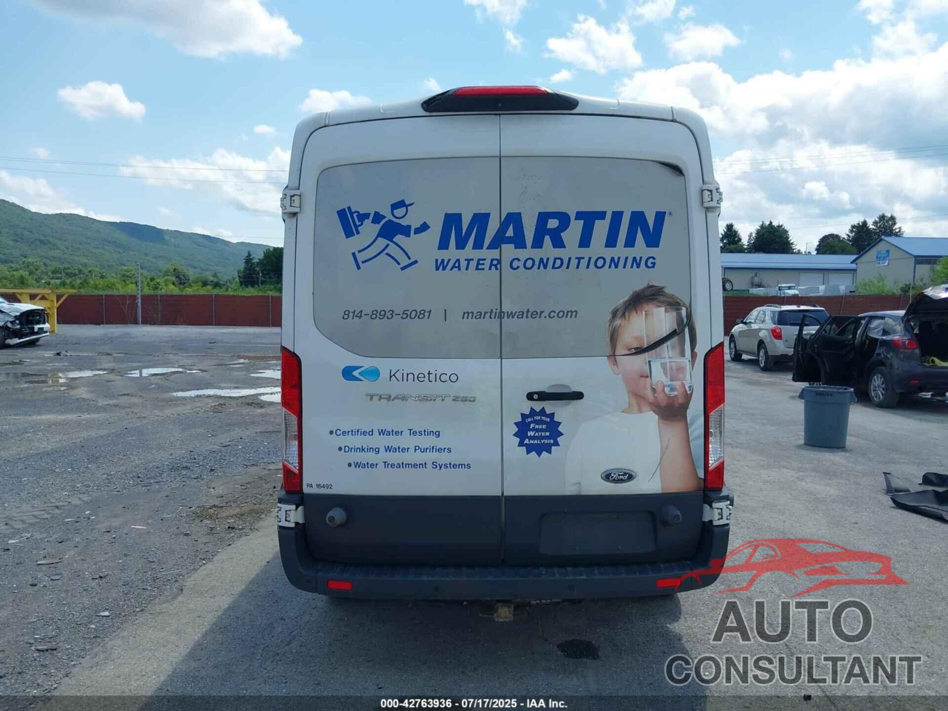 FORD TRANSIT-250 2018 - 1FTYR2DM1JKA05280