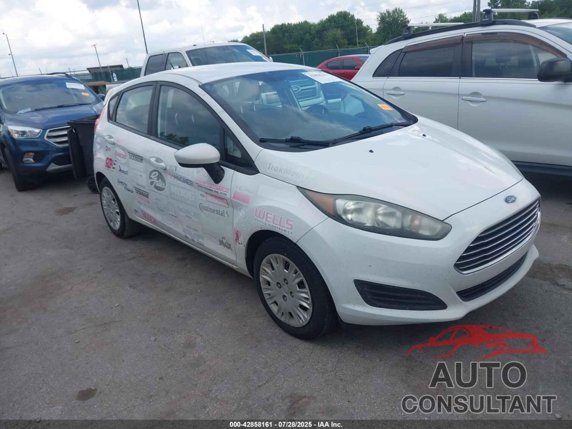 FORD FIESTA 2016 - 3FADP4TJ9GM172467