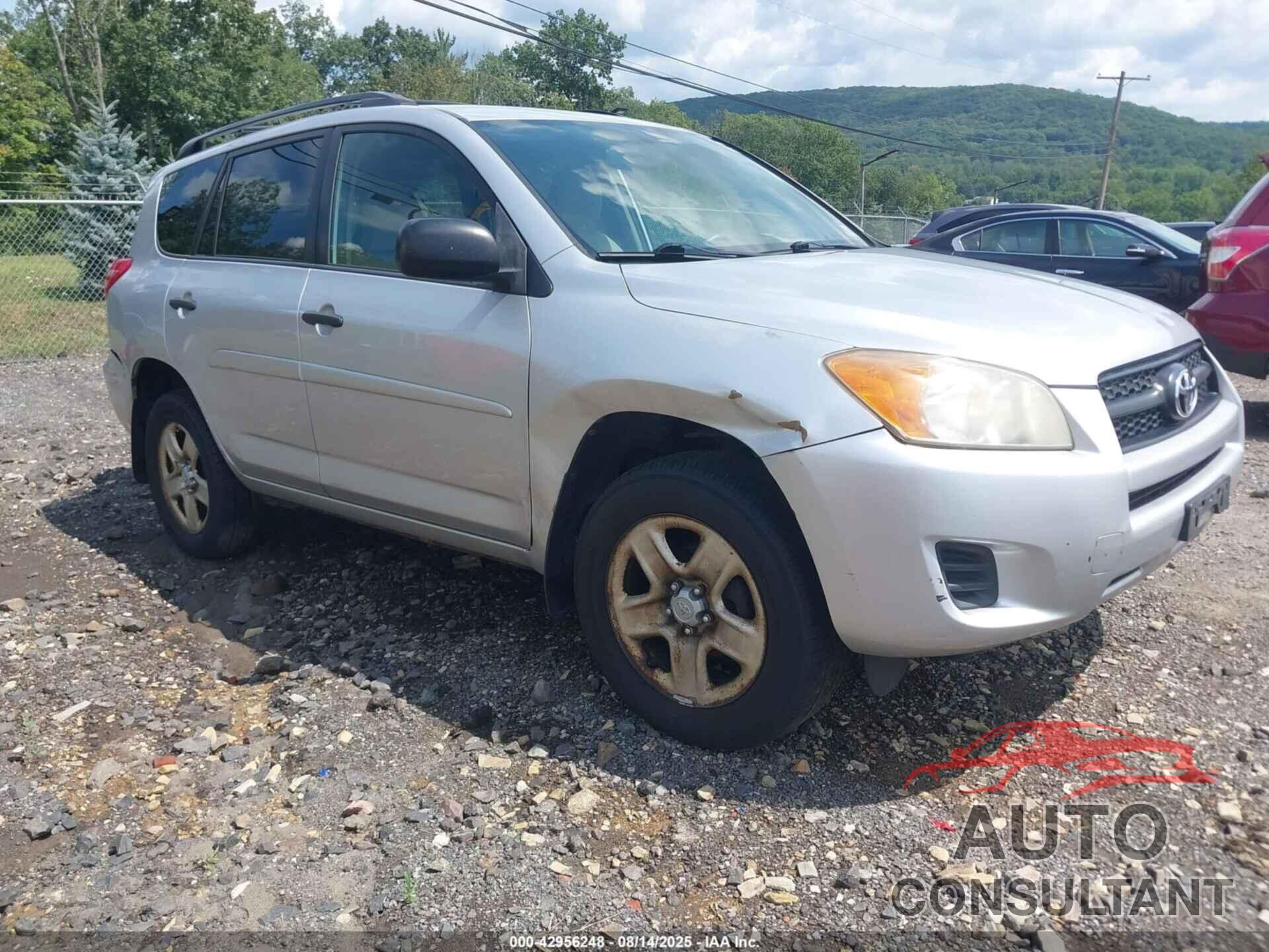 TOYOTA RAV4 2009 - JTMBF33V195010701