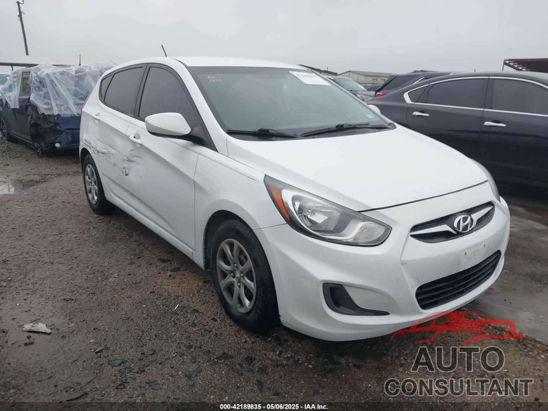 HYUNDAI ACCENT 2014 - KMHCT5AE2EU192769