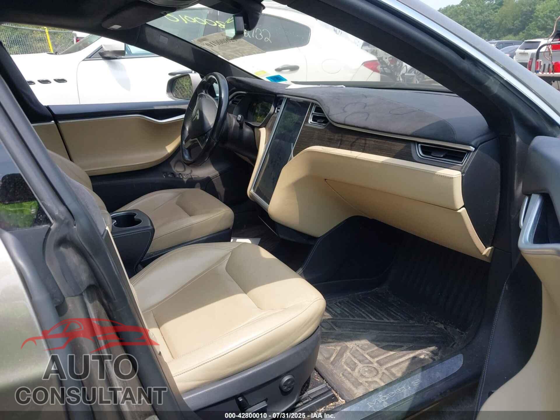 TESLA MODEL S 2015 - 5YJSA1E24FF104510