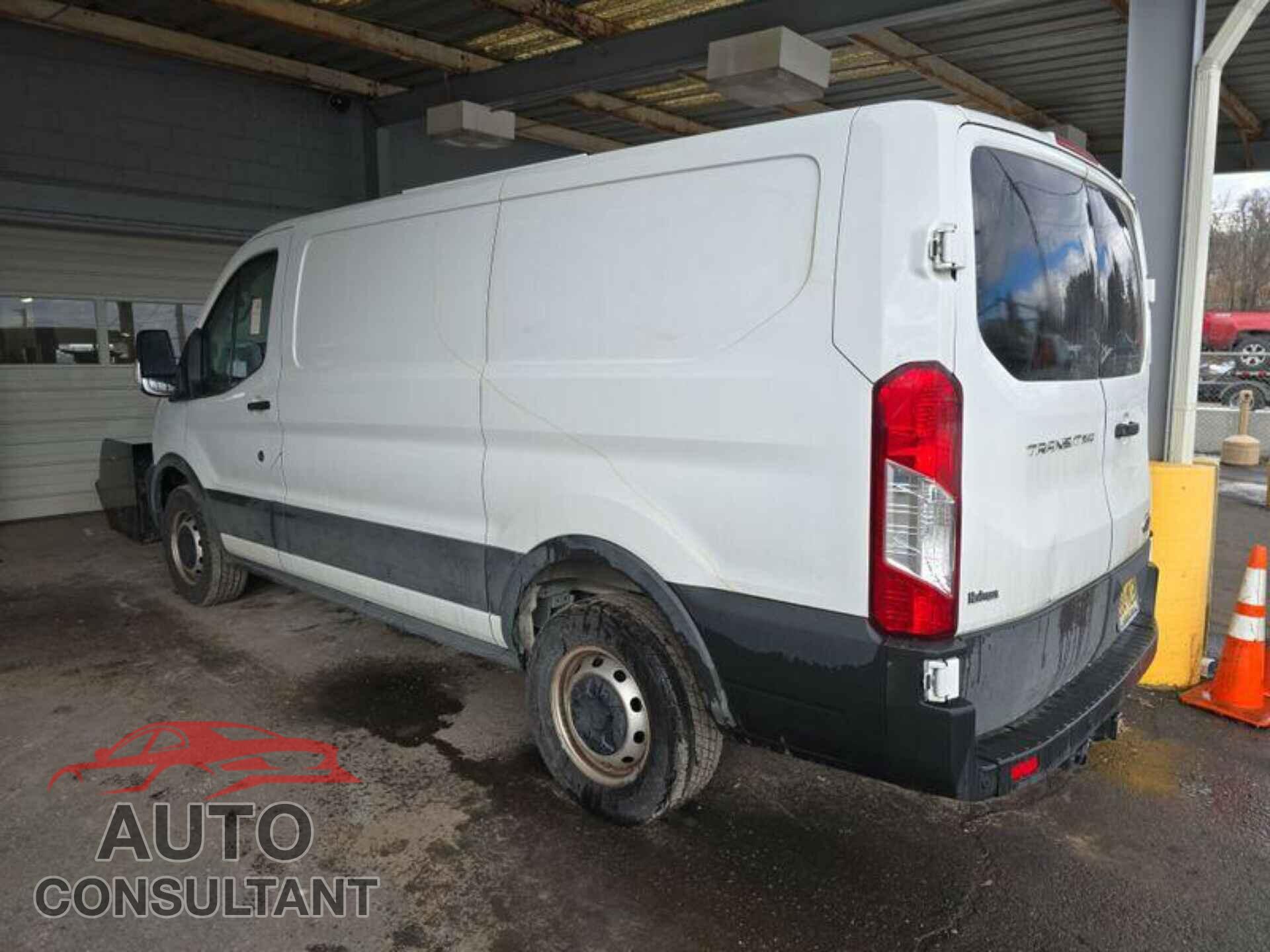 FORD TRANSIT 2020 - 1FTBR1Y82LKB08403