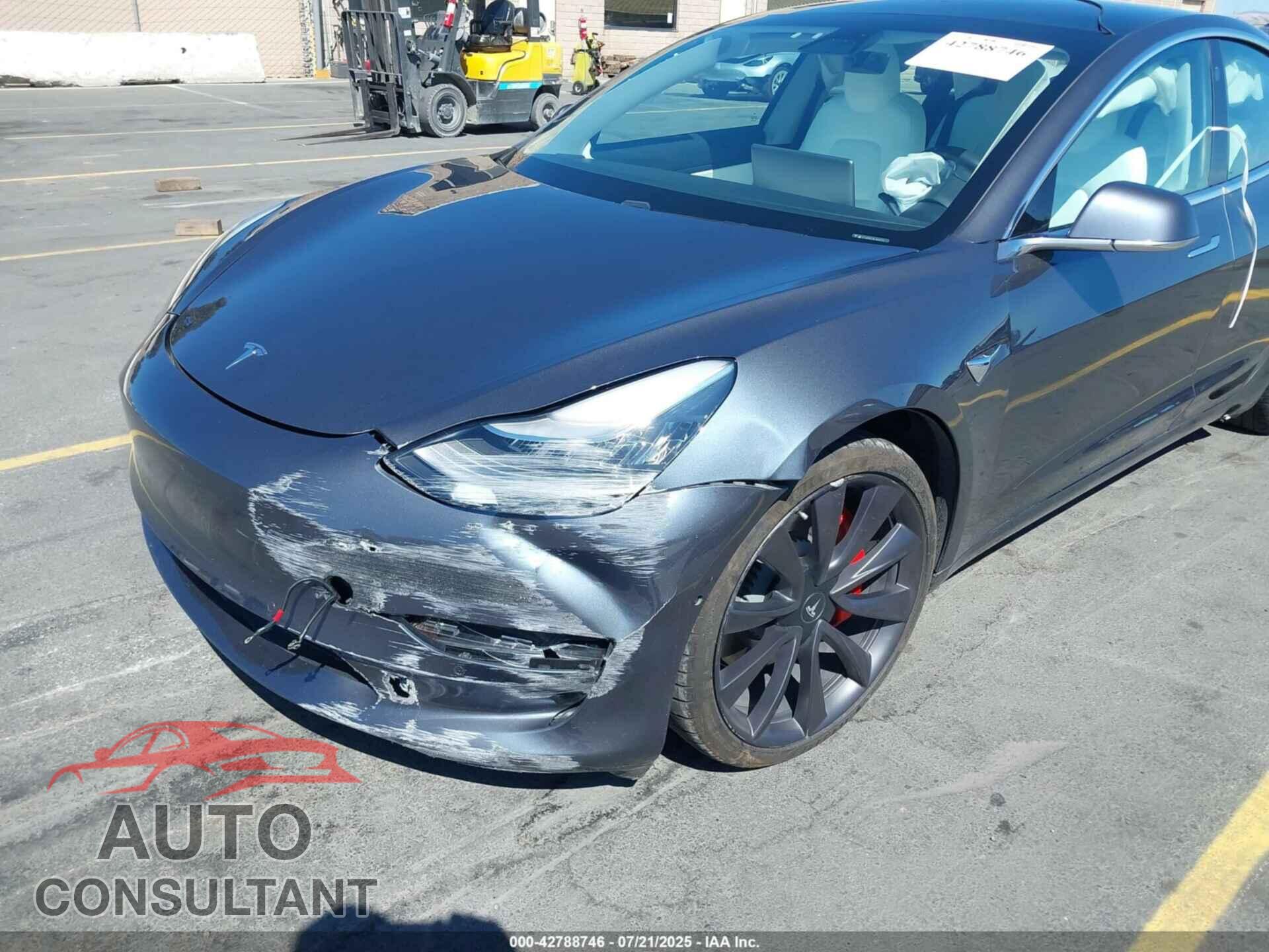 TESLA MODEL 3 2020 - 5YJ3E1EC8LF641734