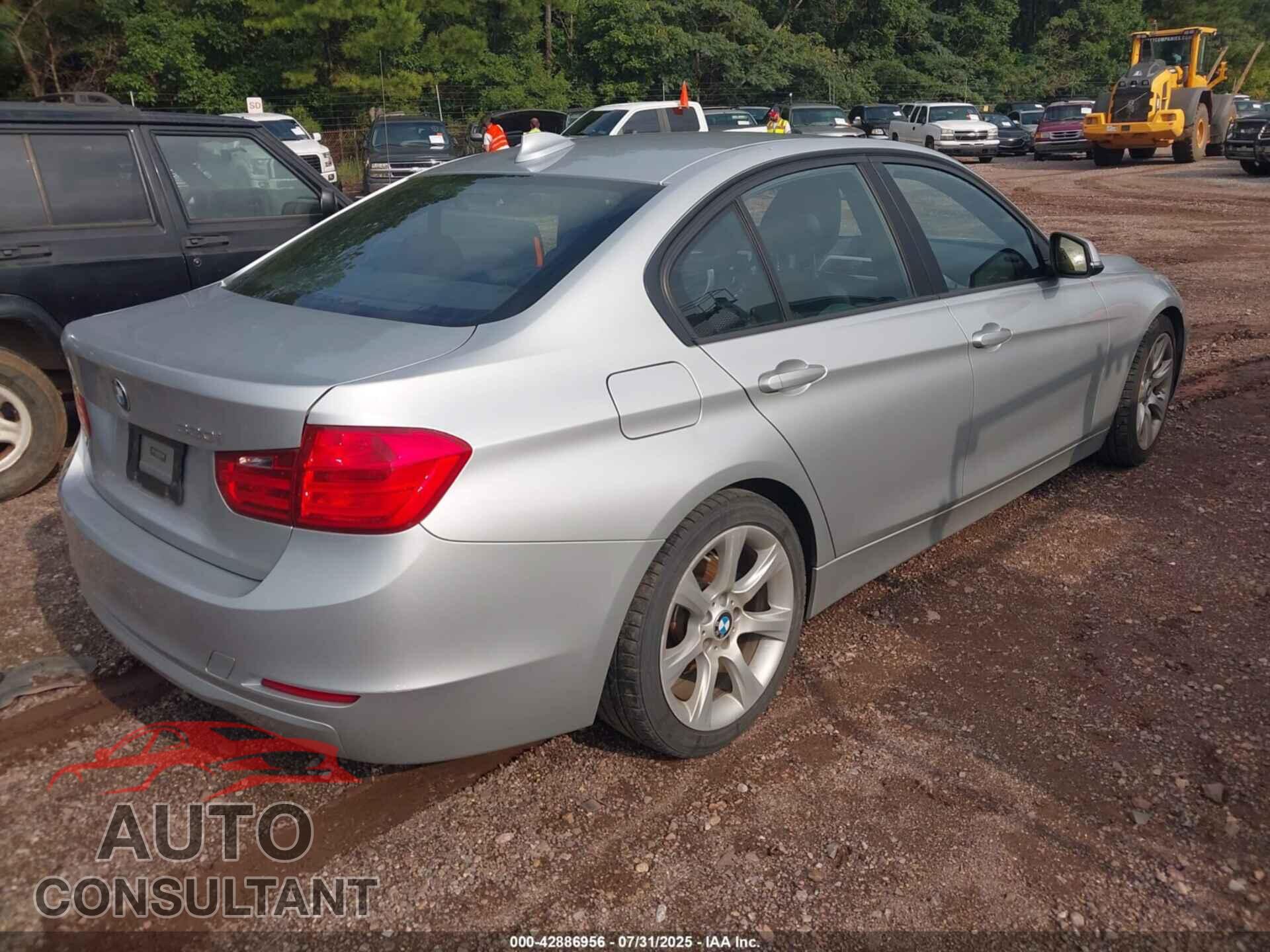 BMW 320I 2014 - WBA3B1C58EK131237