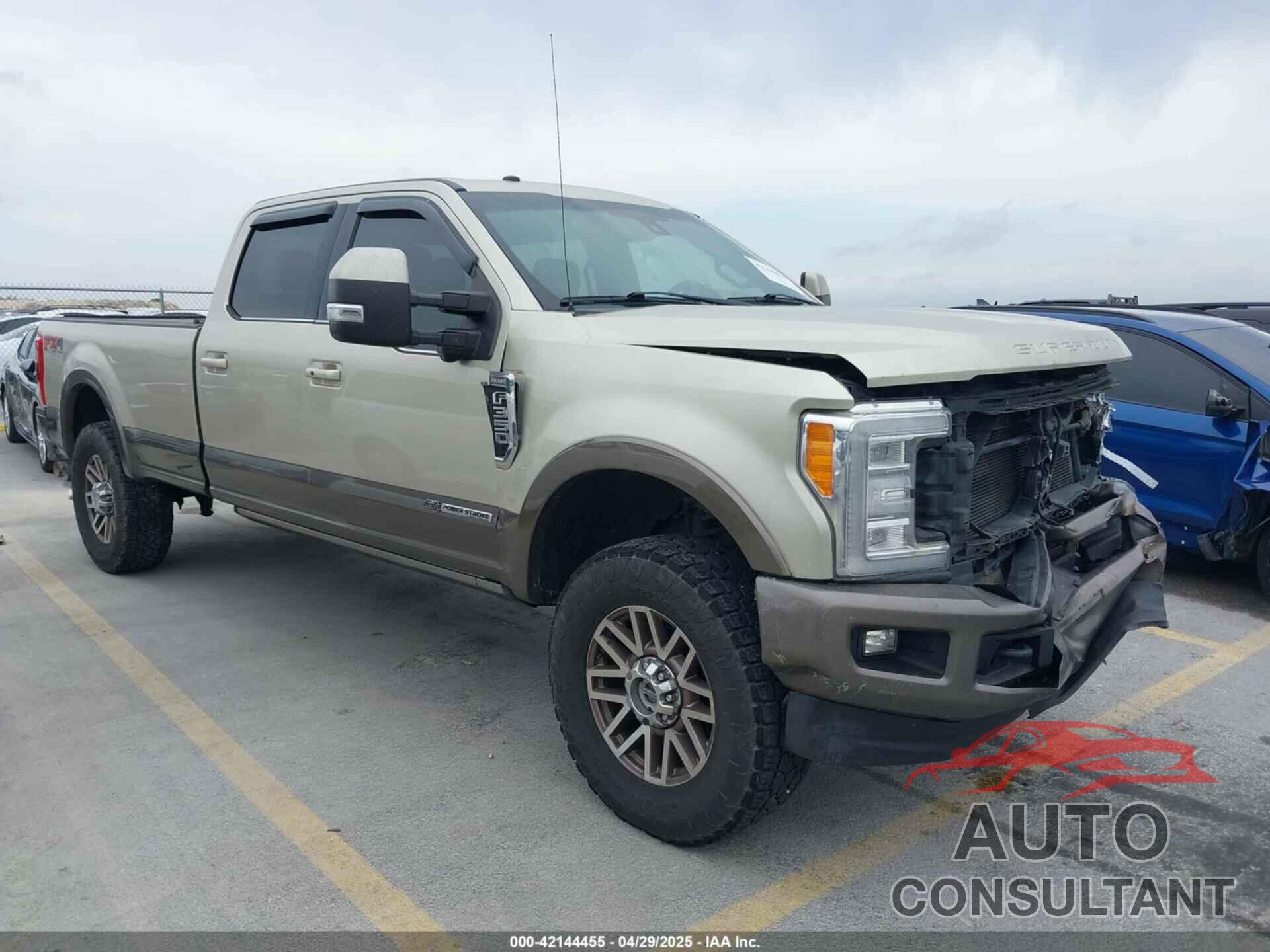 FORD F-350 2018 - 1FT8W3BT0JED00409