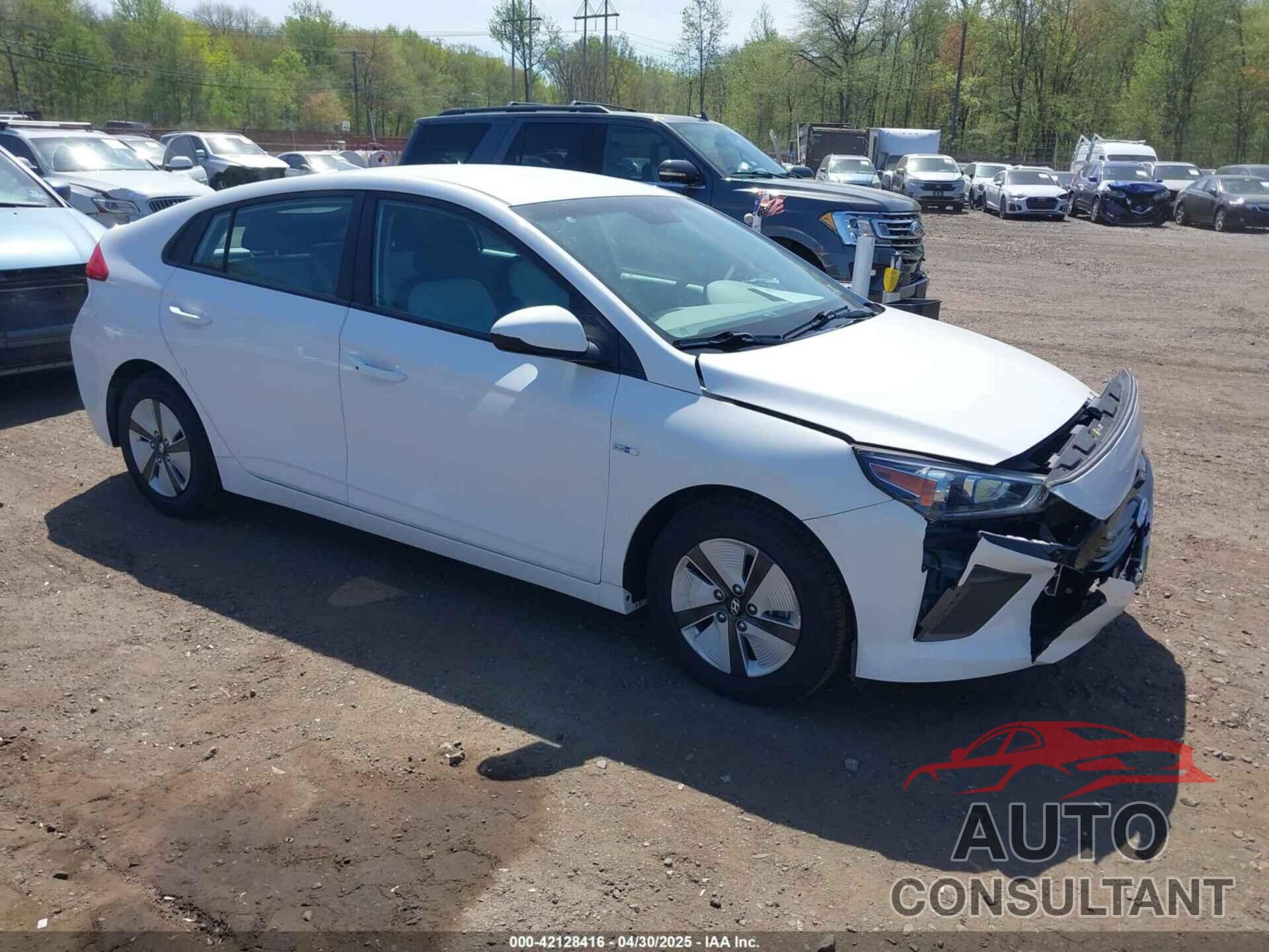HYUNDAI IONIQ HYBRID 2017 - KMHC65LC2HU052356