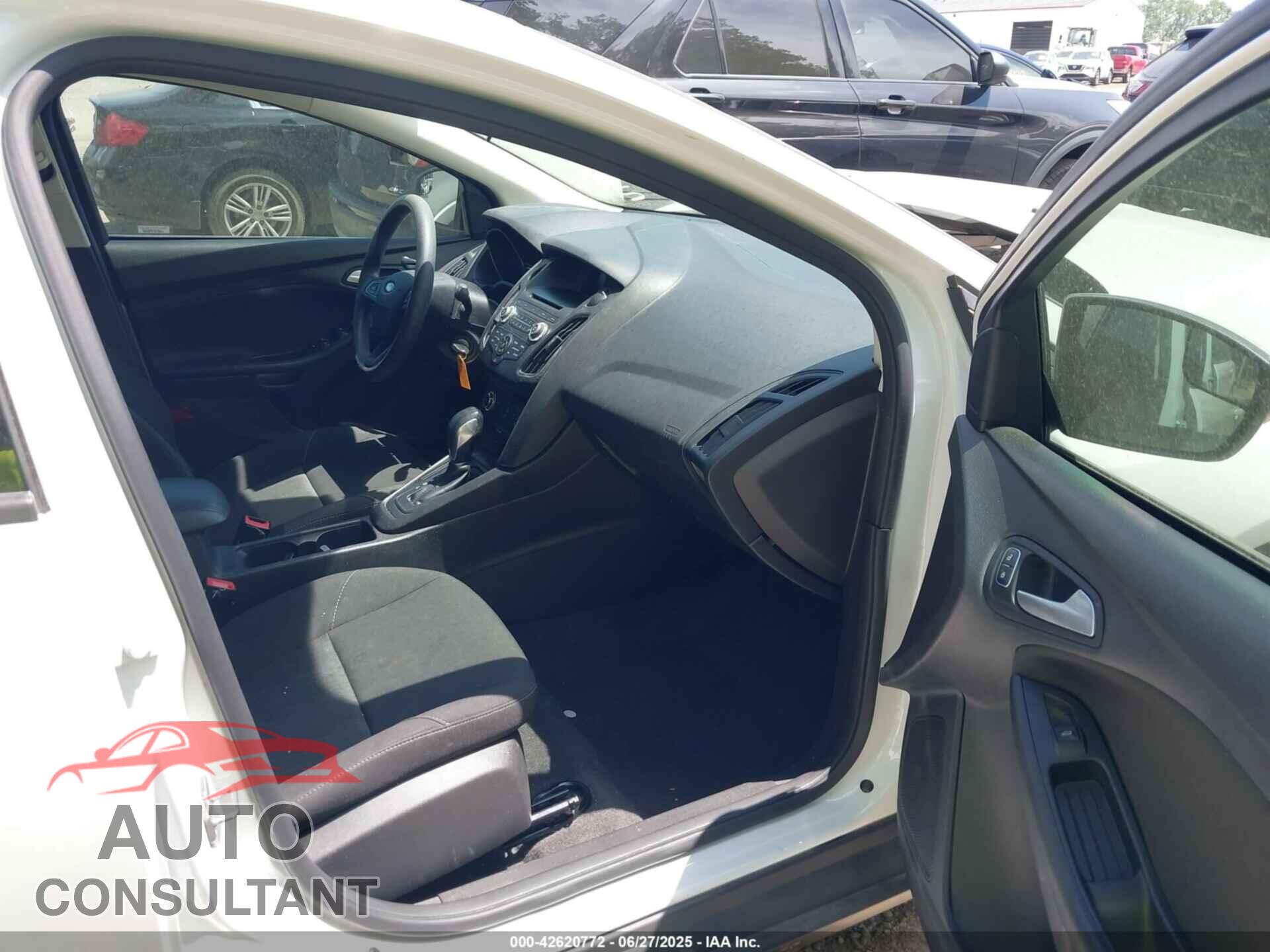 FORD FOCUS 2017 - 1FADP3F2XHL332132
