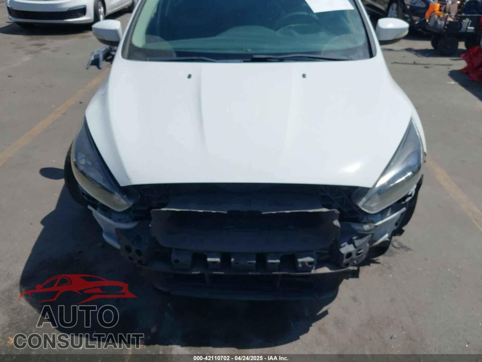 FORD FOCUS 2017 - 1FADP3F24HL232527