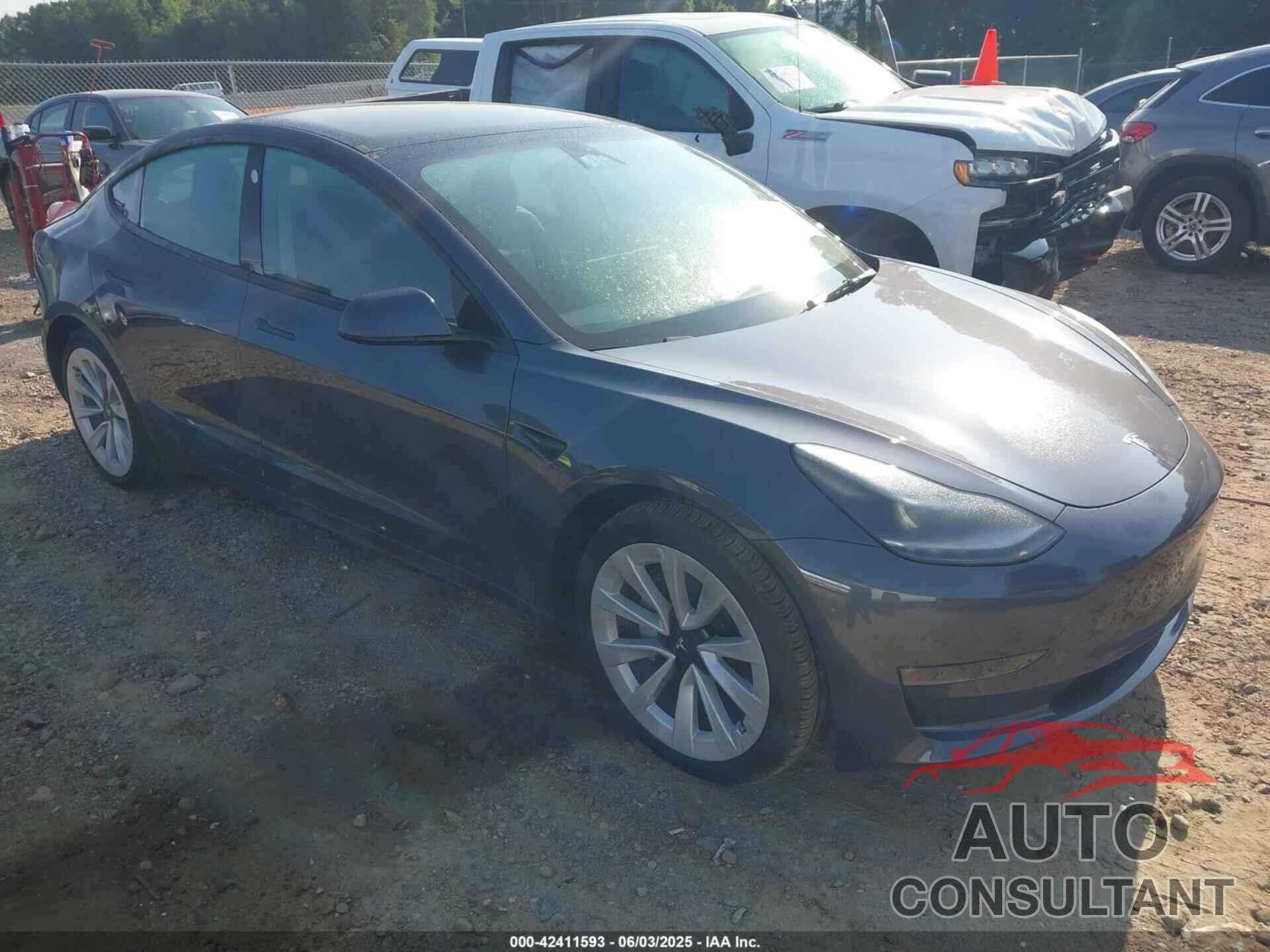 TESLA MODEL 3 2023 - 5YJ3E1EB2PF713900