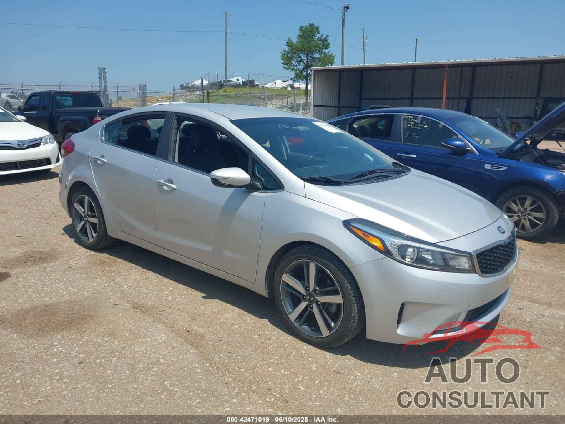 KIA FORTE 2017 - 3KPFL4A85HE005551