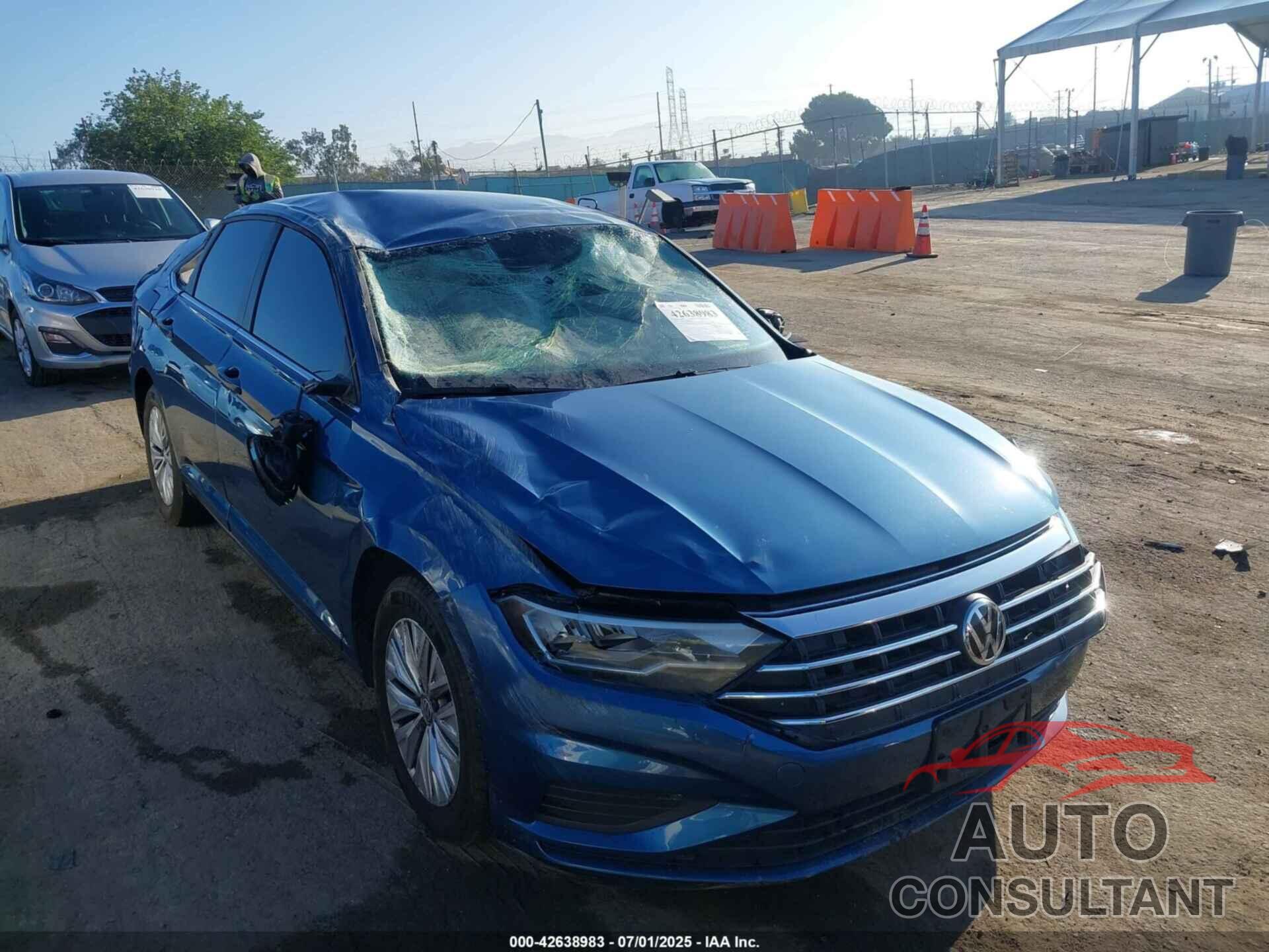 VOLKSWAGEN JETTA 2019 - 3VWC57BU5KM013296