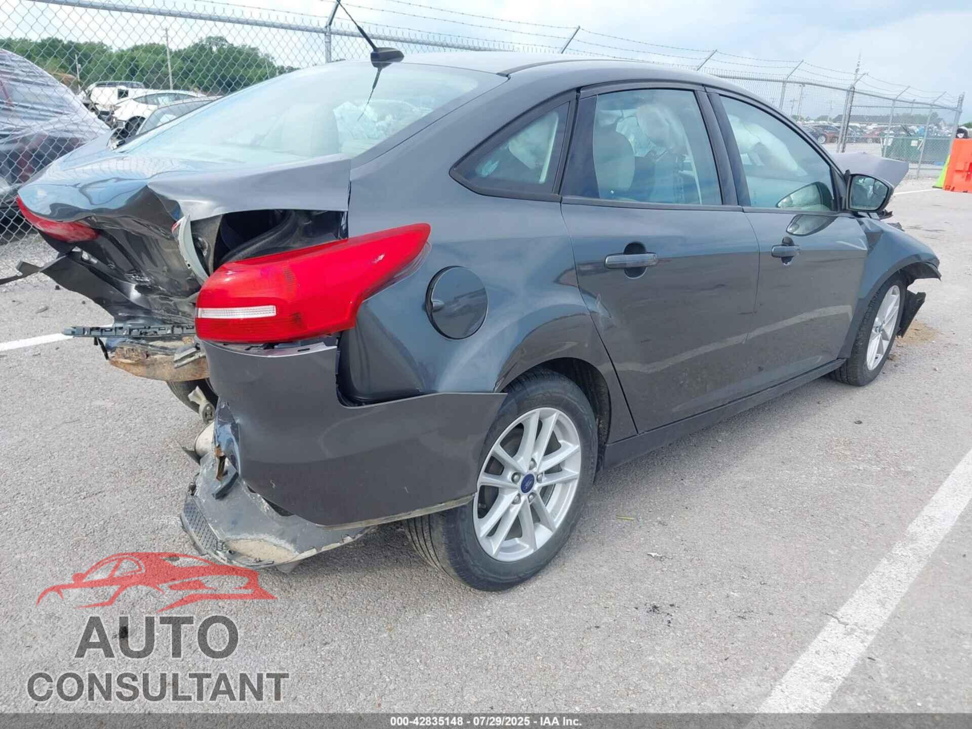 FORD FOCUS 2017 - 1FADP3F20HL279943