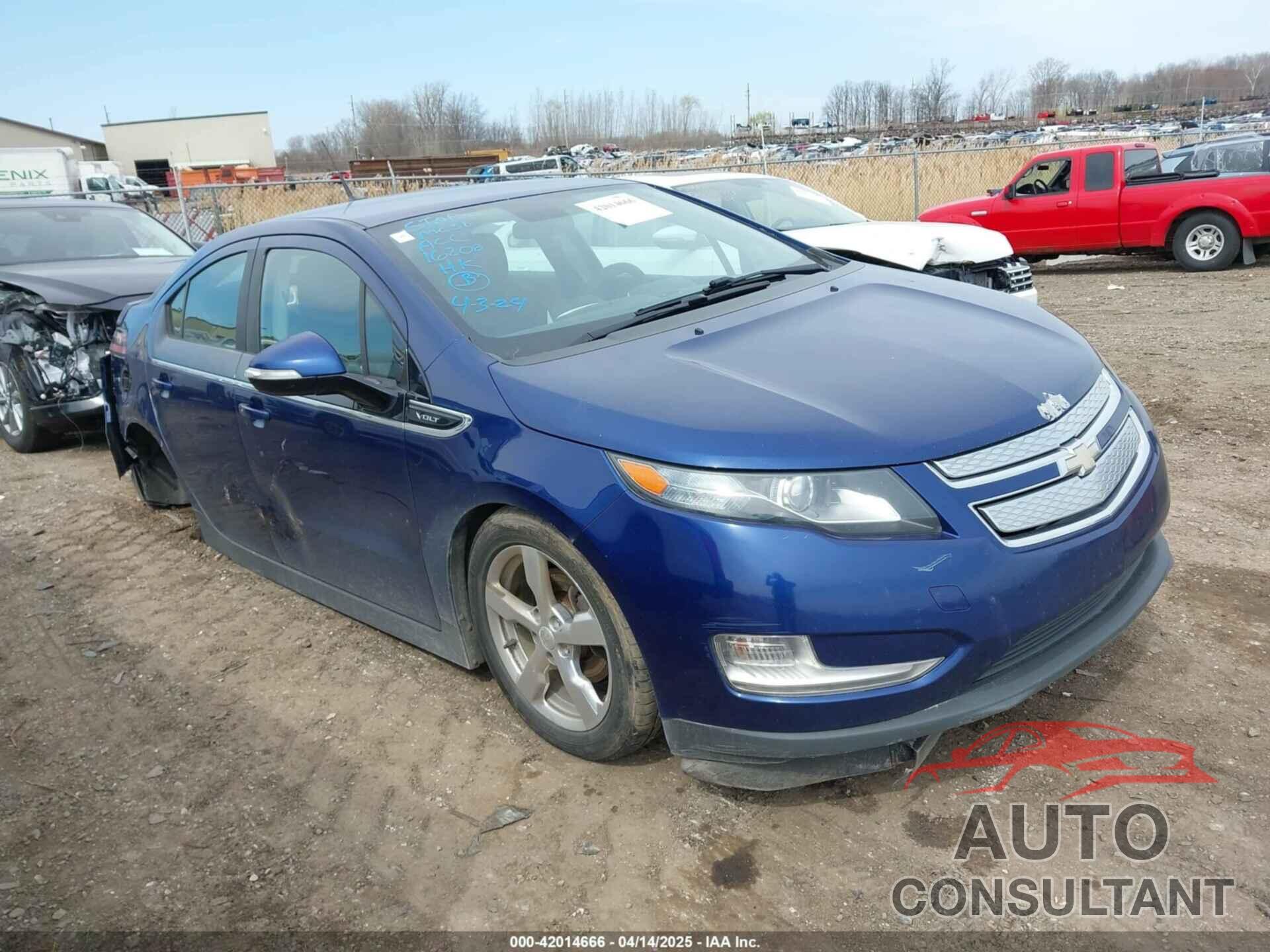 CHEVROLET VOLT 2013 - 1G1RA6E48DU108117