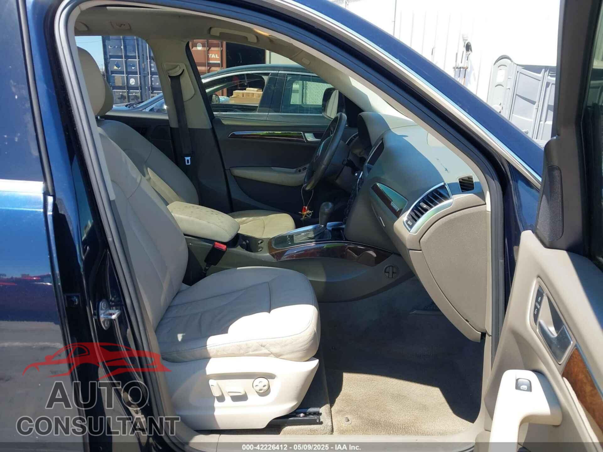 AUDI Q5 2011 - WA1CFAFP5BA032844