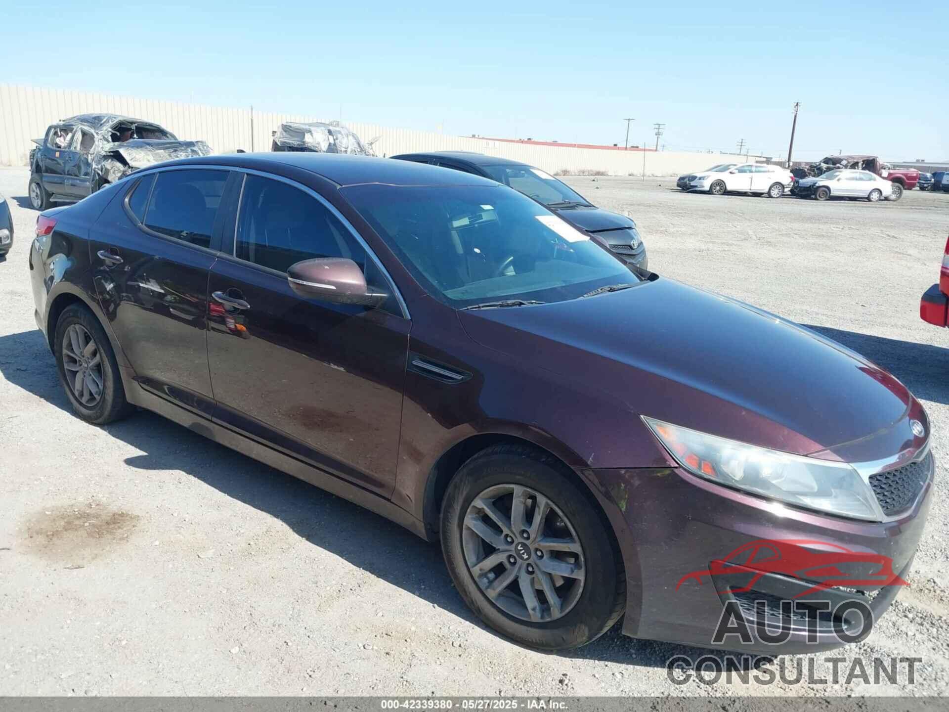 KIA OPTIMA 2011 - KNAGM4A79B5117438