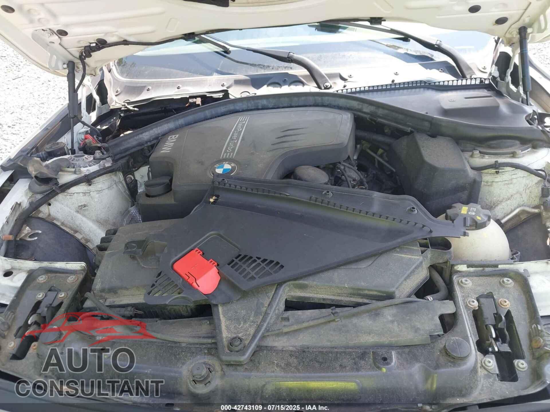 BMW 328I 2015 - WBA3B5C50FF962152