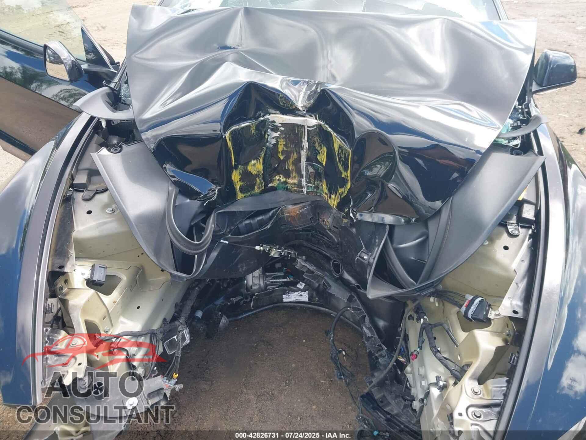 TESLA MODEL 3 2024 - 5YJ3E1EA5RF728322