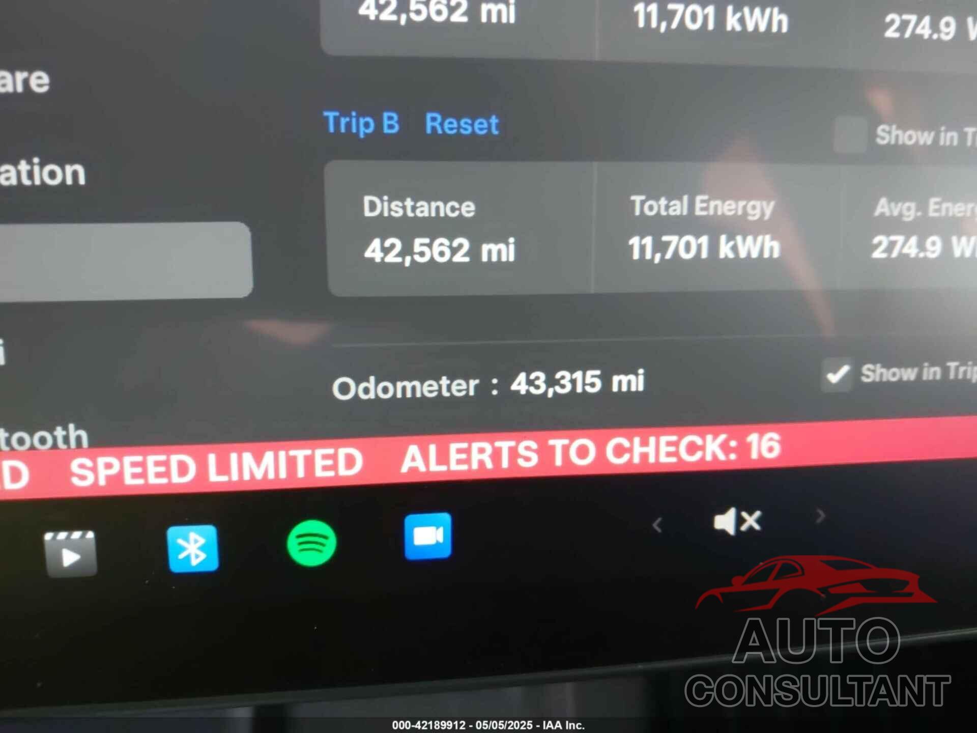 TESLA MODEL Y 2022 - 7SAYGDEE7NF460942
